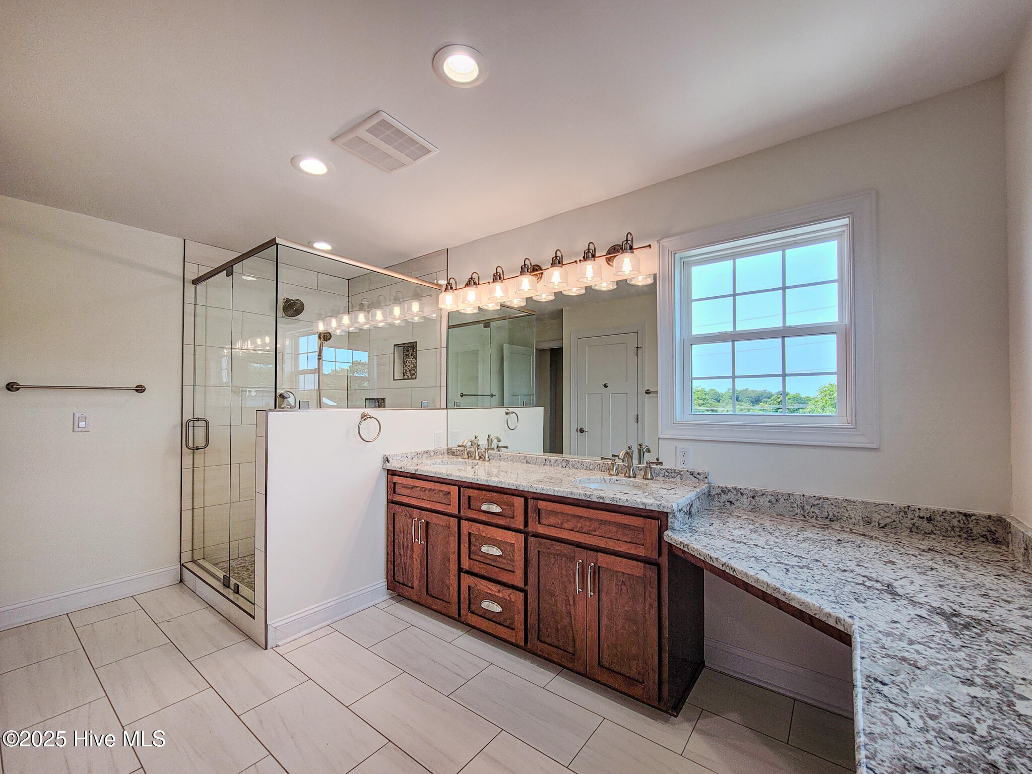 170 Grandview Drive Property Photo 43