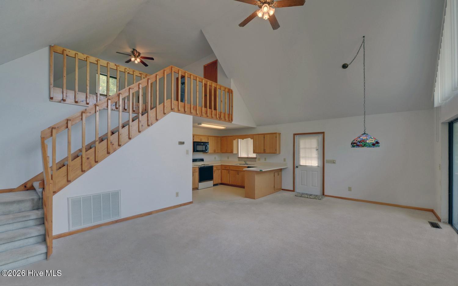 215 Black Bear Ridge Property Photo 14