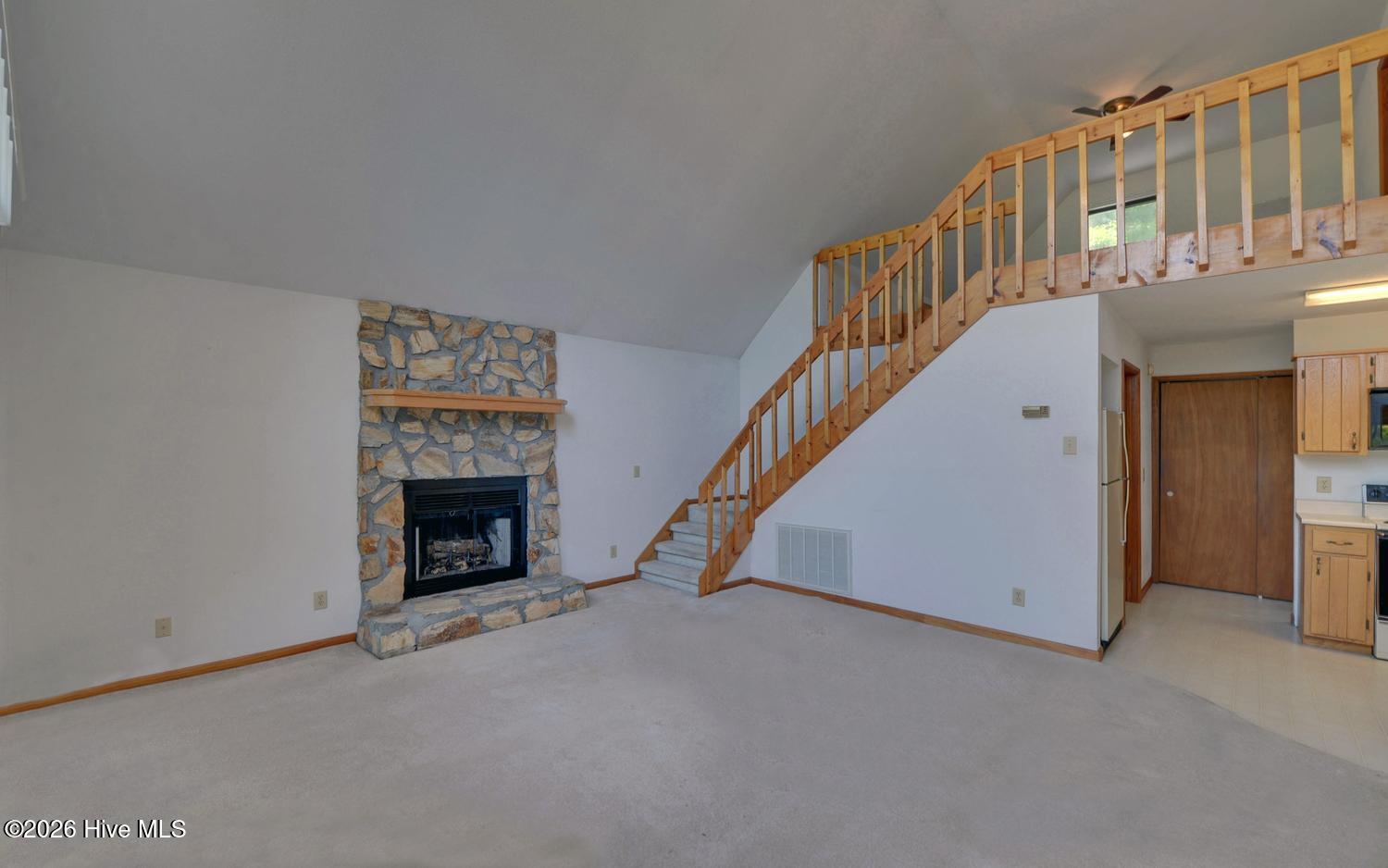 215 Black Bear Ridge Property Photo 15