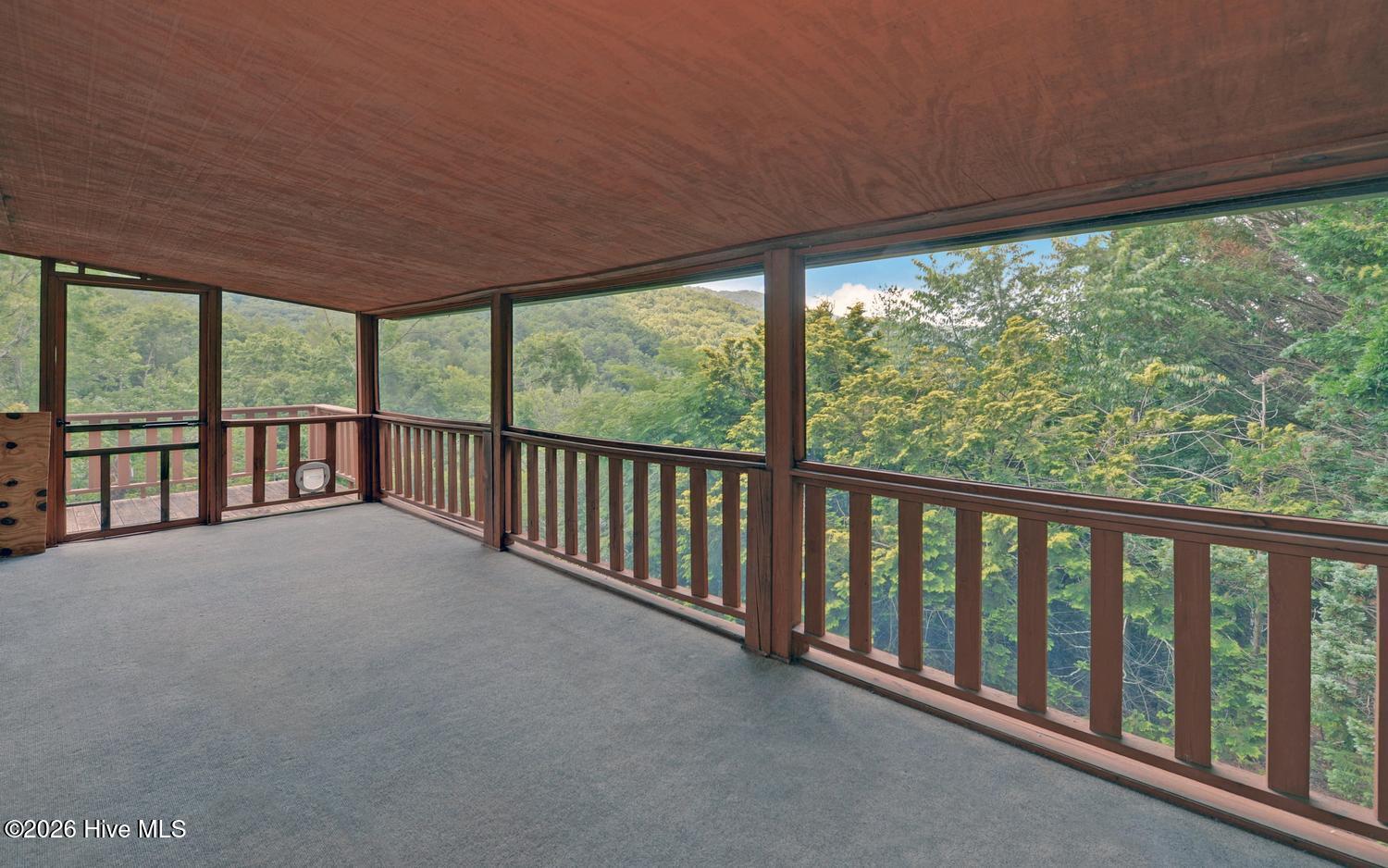 215 Black Bear Ridge Property Photo 23