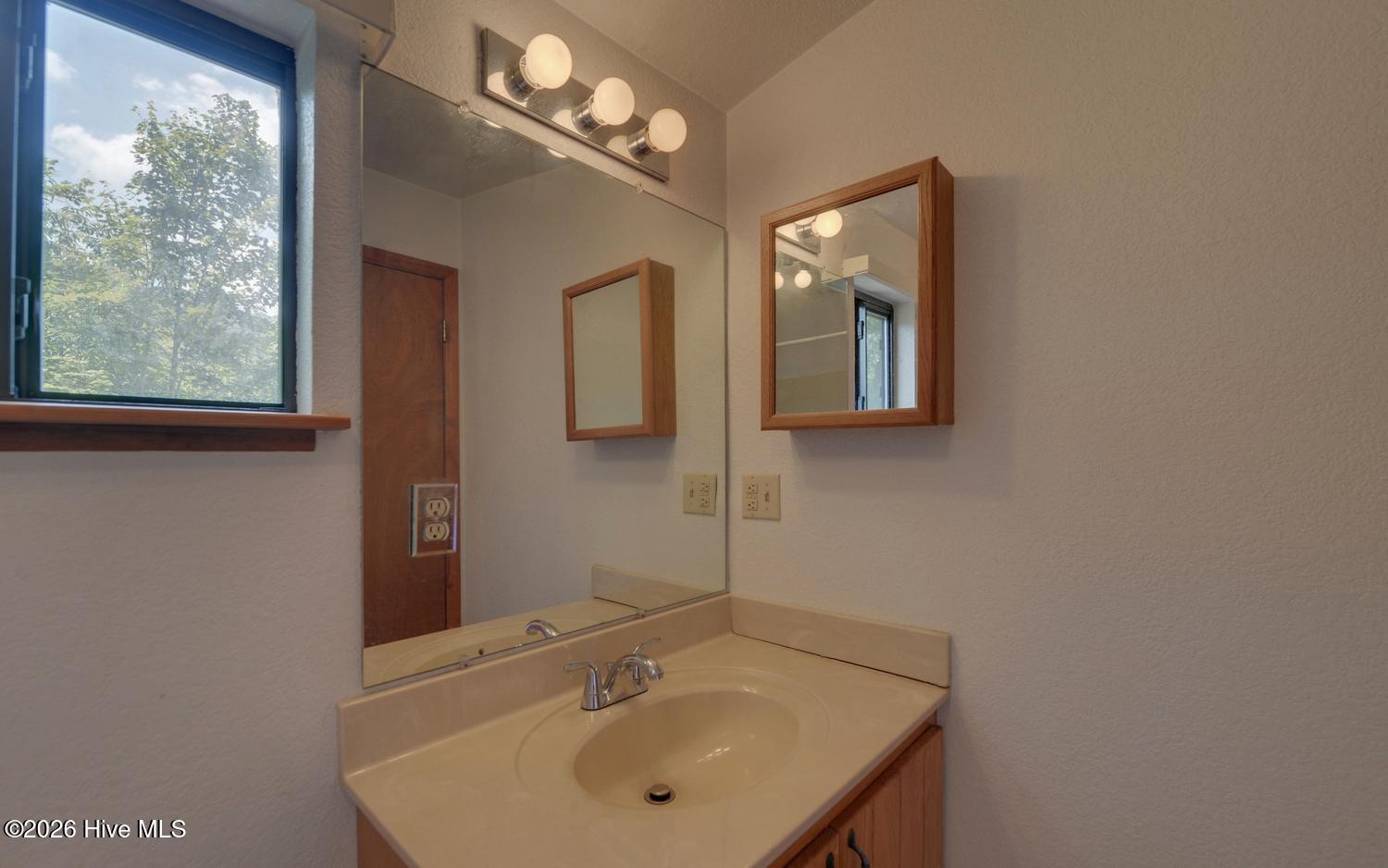 215 Black Bear Ridge Property Photo 29