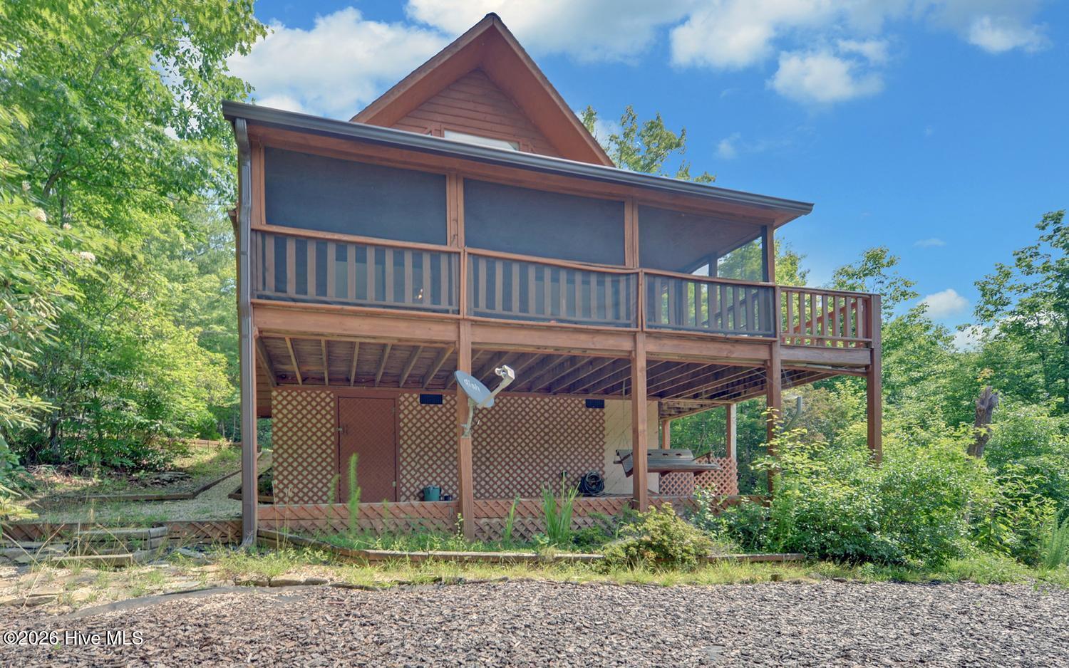 215 Black Bear Ridge Property Photo 35