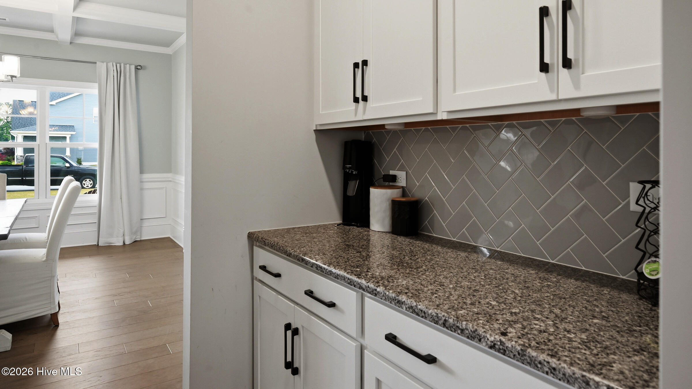 2240 Three Oaks Drive Property Photo 15