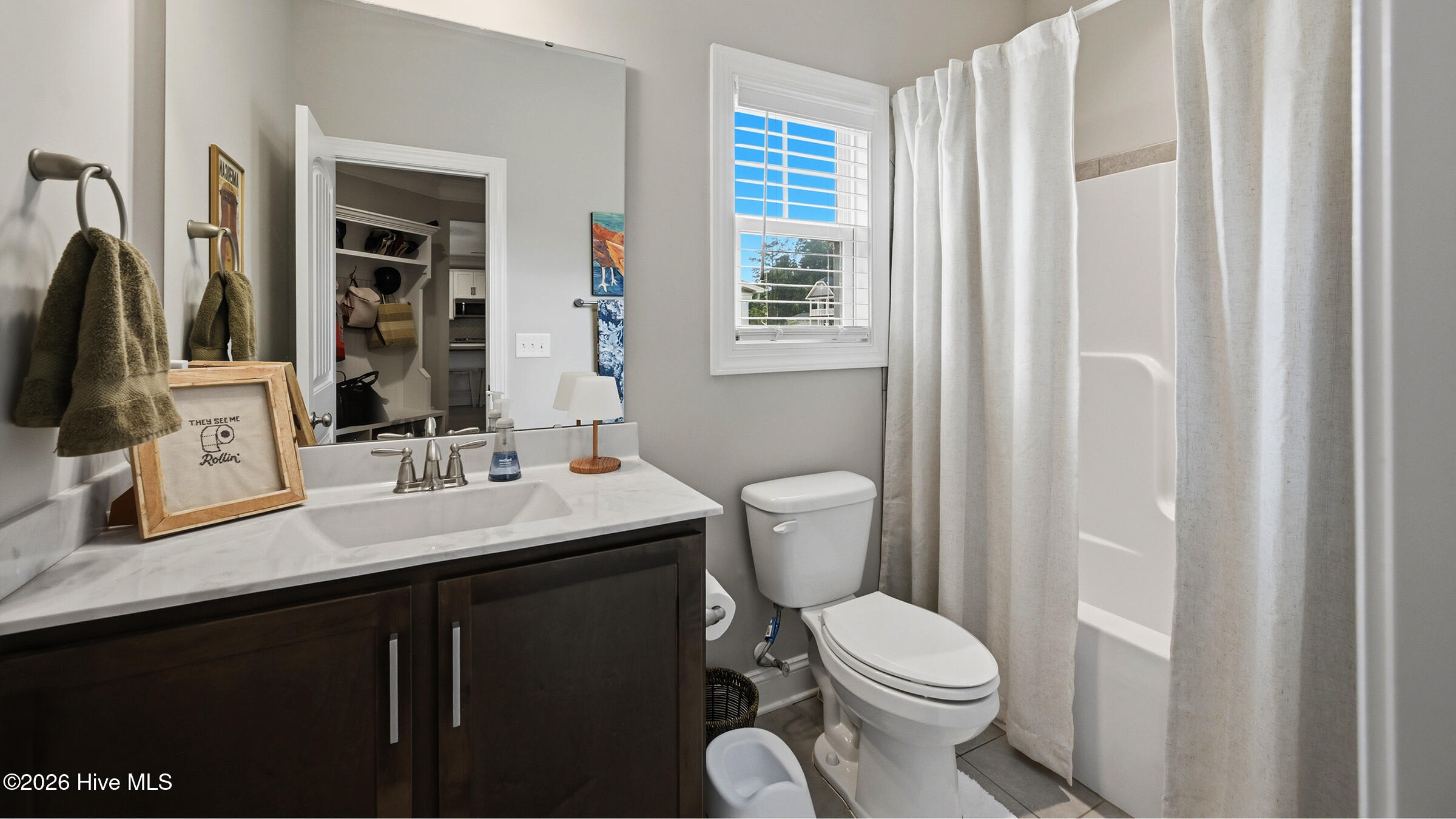2240 Three Oaks Drive Property Photo 20