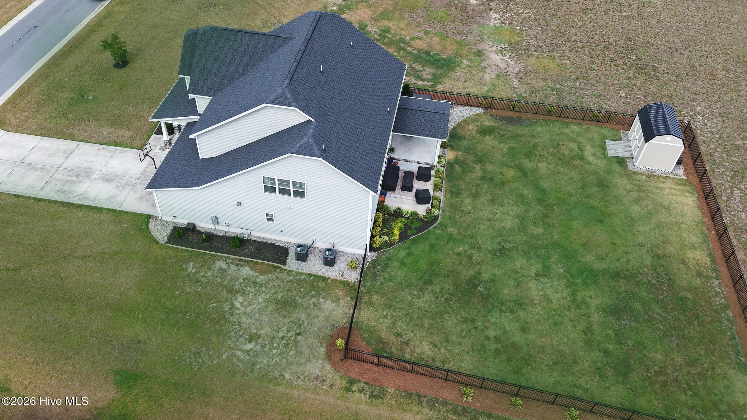 2240 Three Oaks Drive Property Photo 45