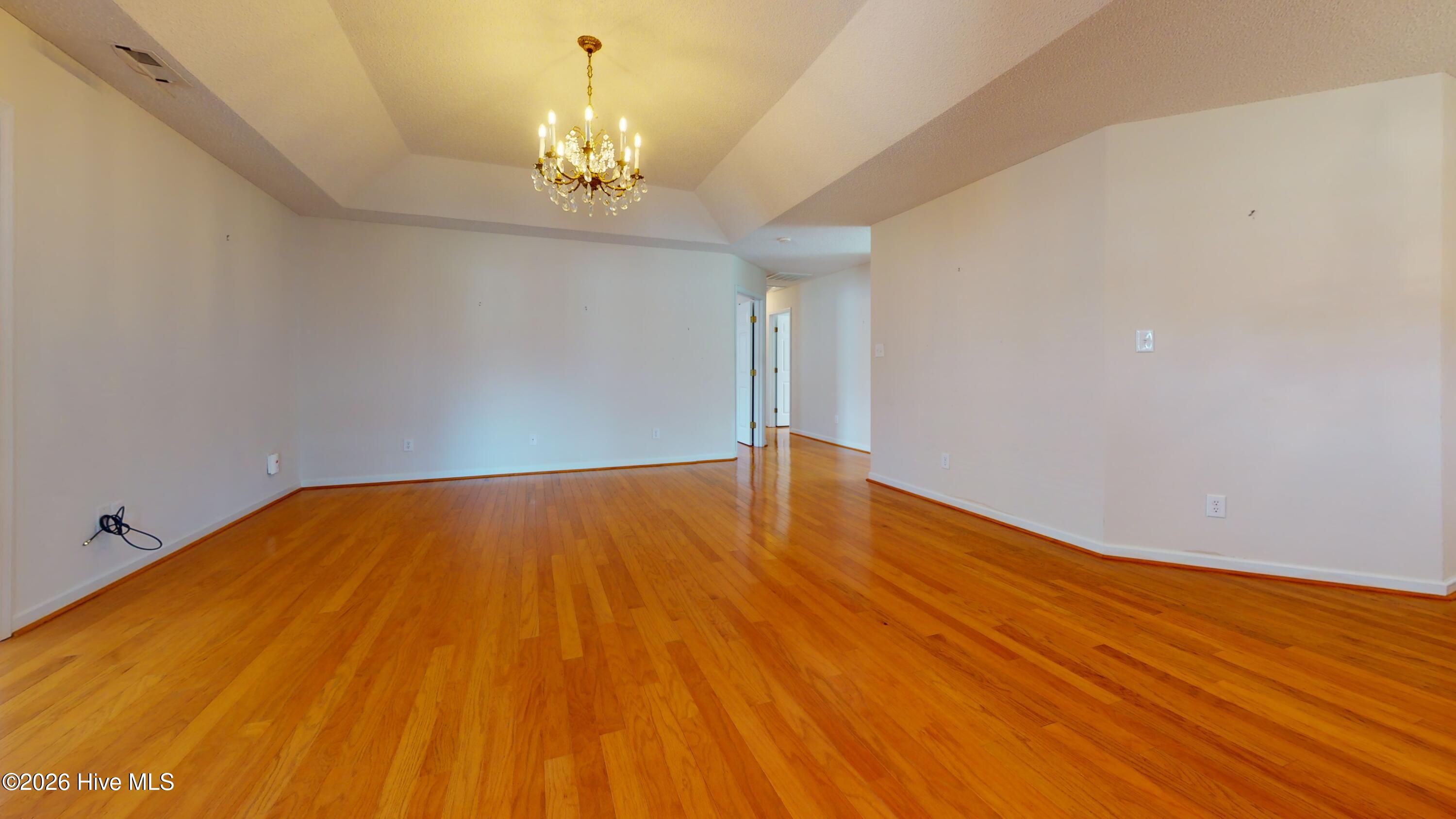 2011 Colony Plaza Property Photo 5