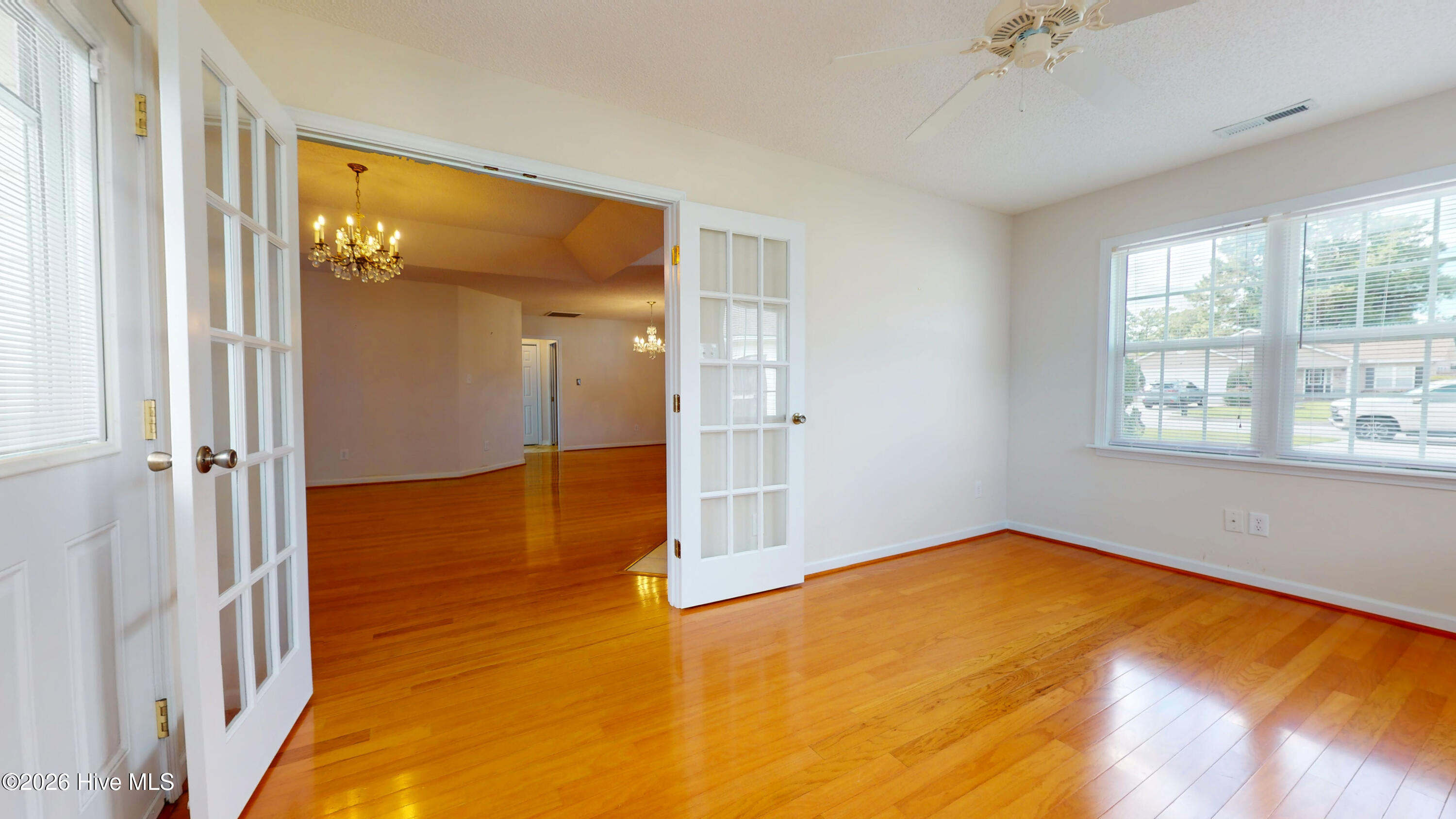 2011 Colony Plaza Property Photo 7