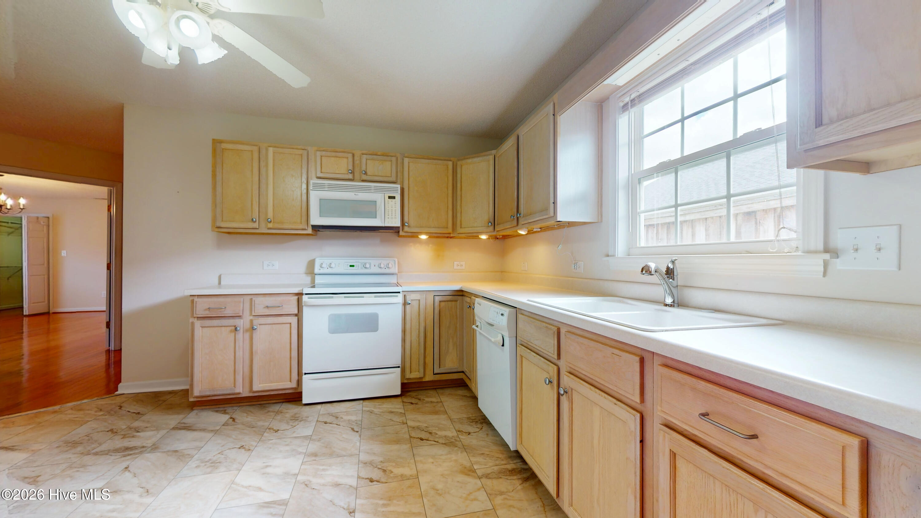 2011 Colony Plaza Property Photo 11
