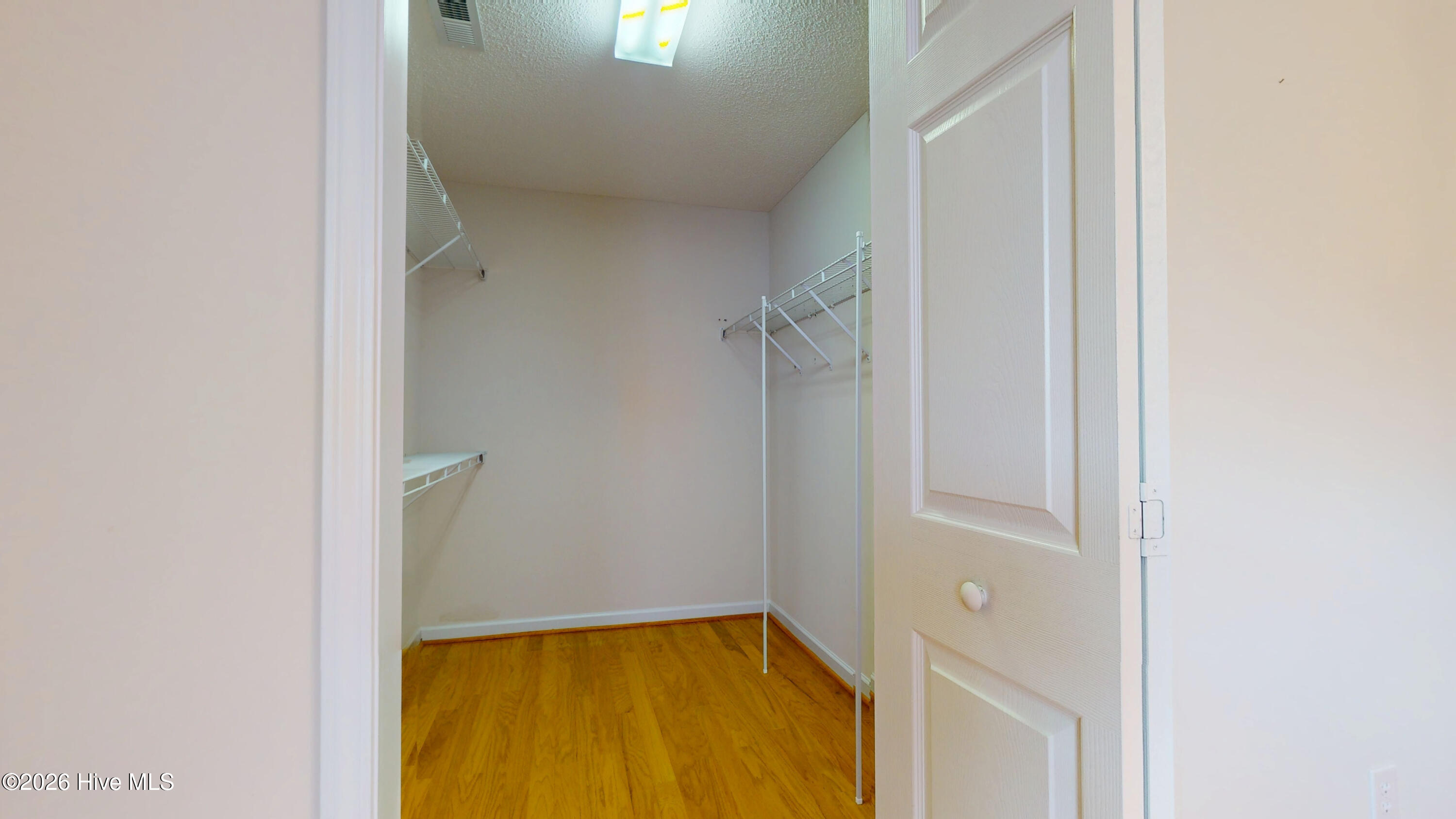 2011 Colony Plaza Property Photo 16