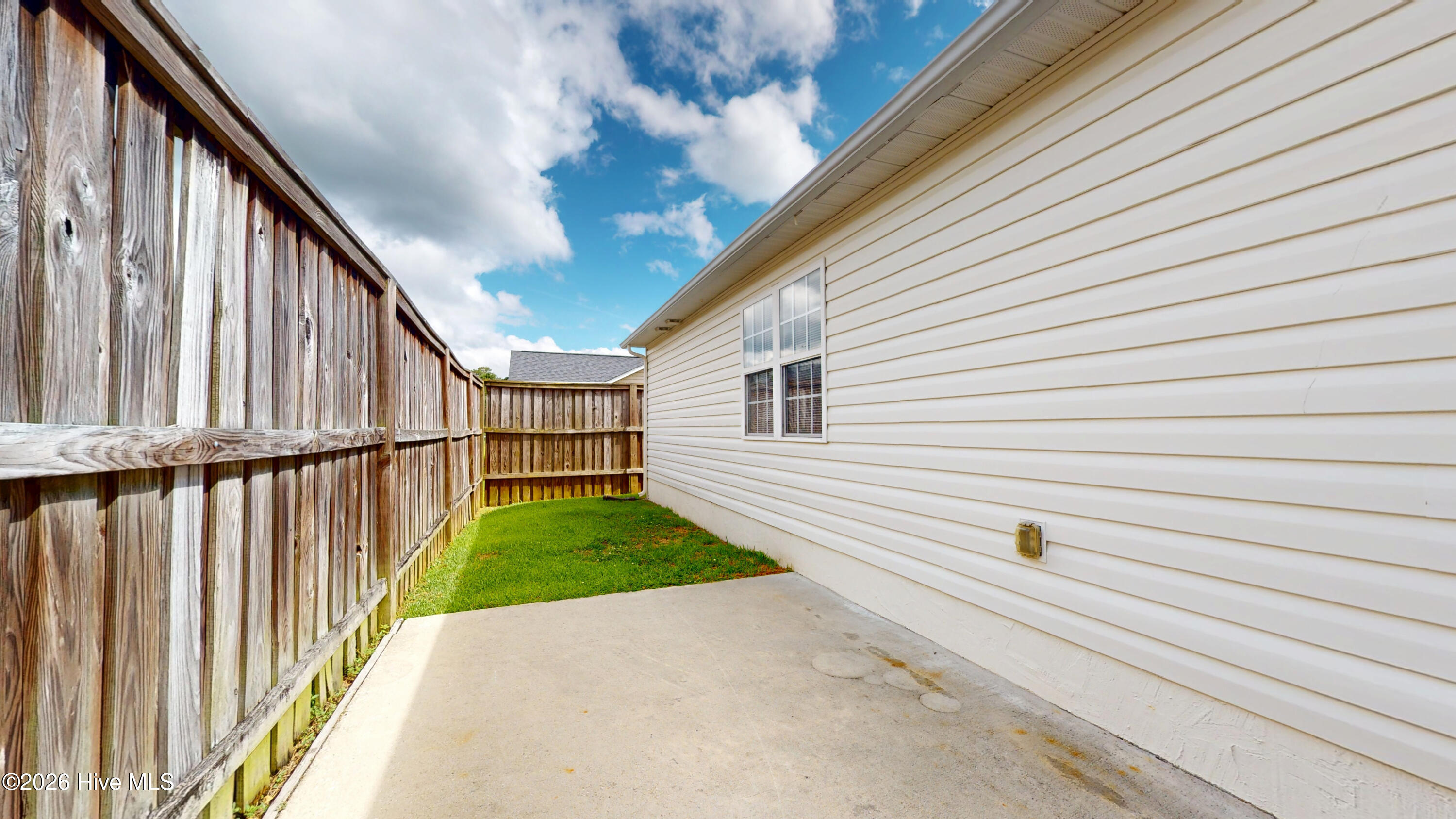 2011 Colony Plaza Property Photo 24