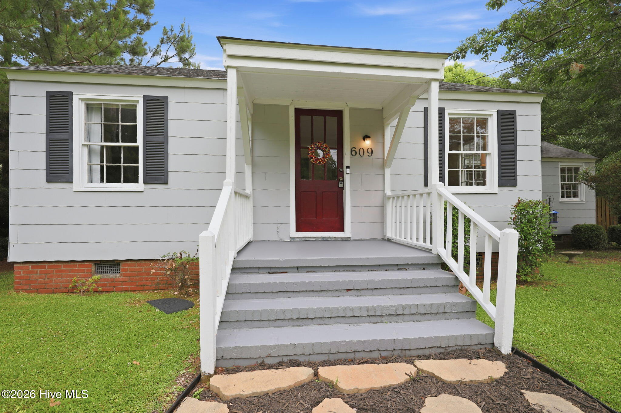 609 Jacksonville Highway Property Photo 2