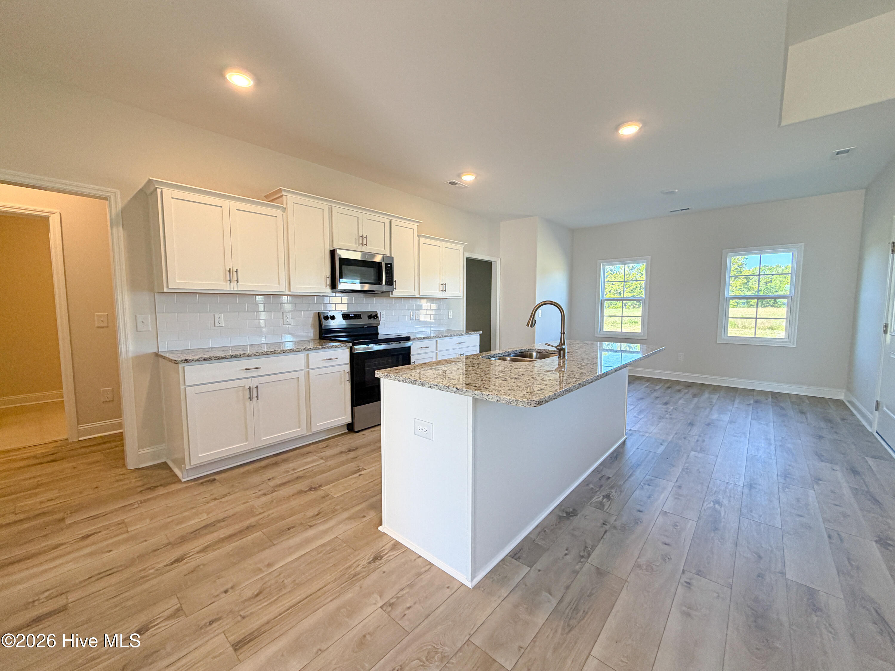 816 Tupelo Tree Drive Property Photo 9