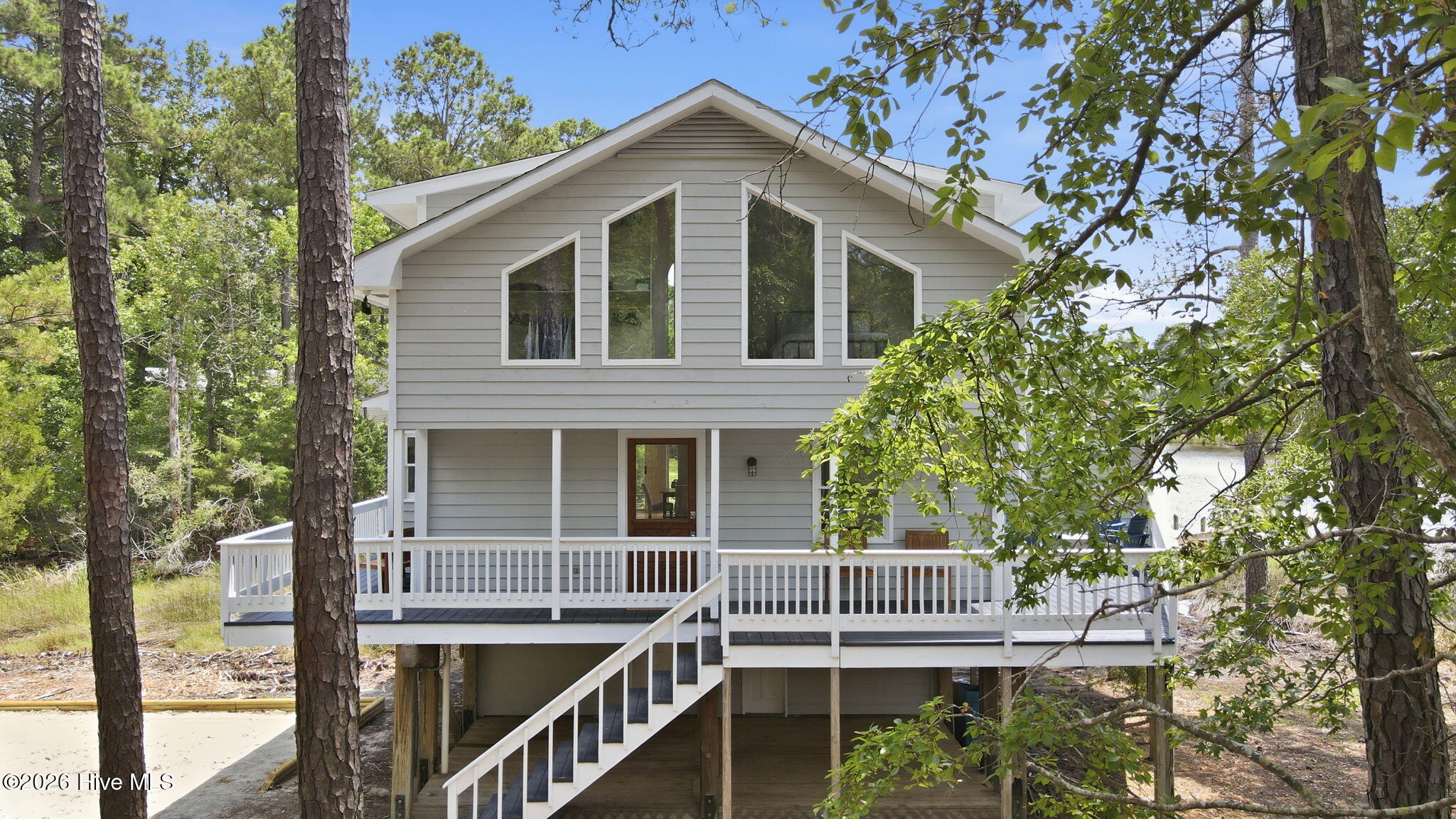 954 Fork Point Road Property Photo 1