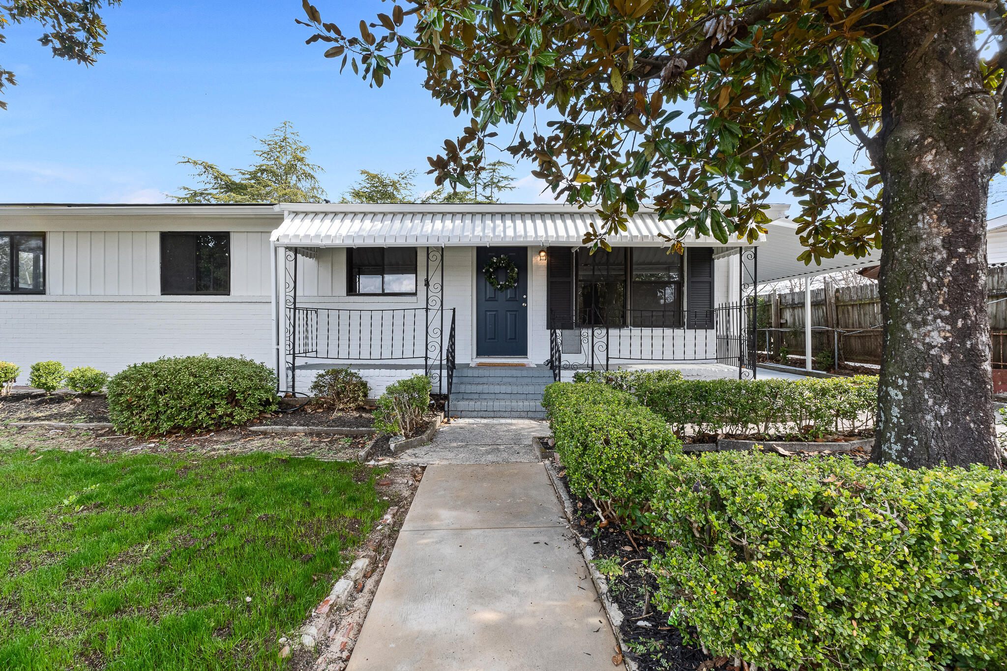 1426 Springview Drive Property Photo 1