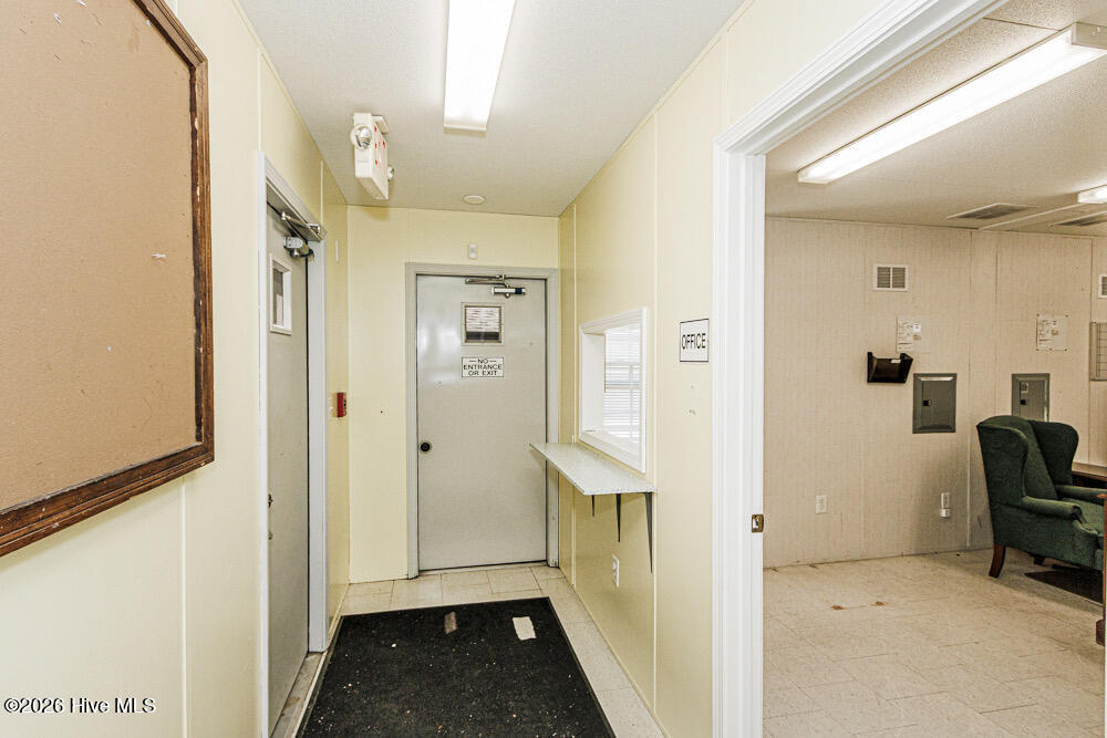 2070 S 1st Street Property Photo 5