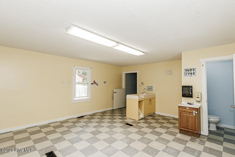 2070 S 1st Street Property Photo 49