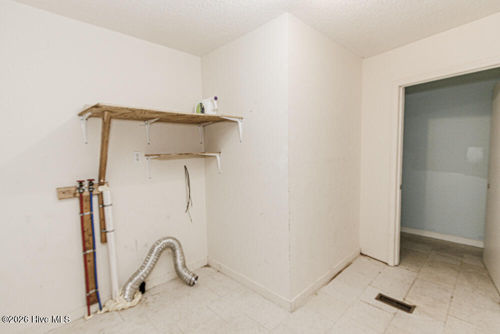 2070 S 1st Street Property Photo 58