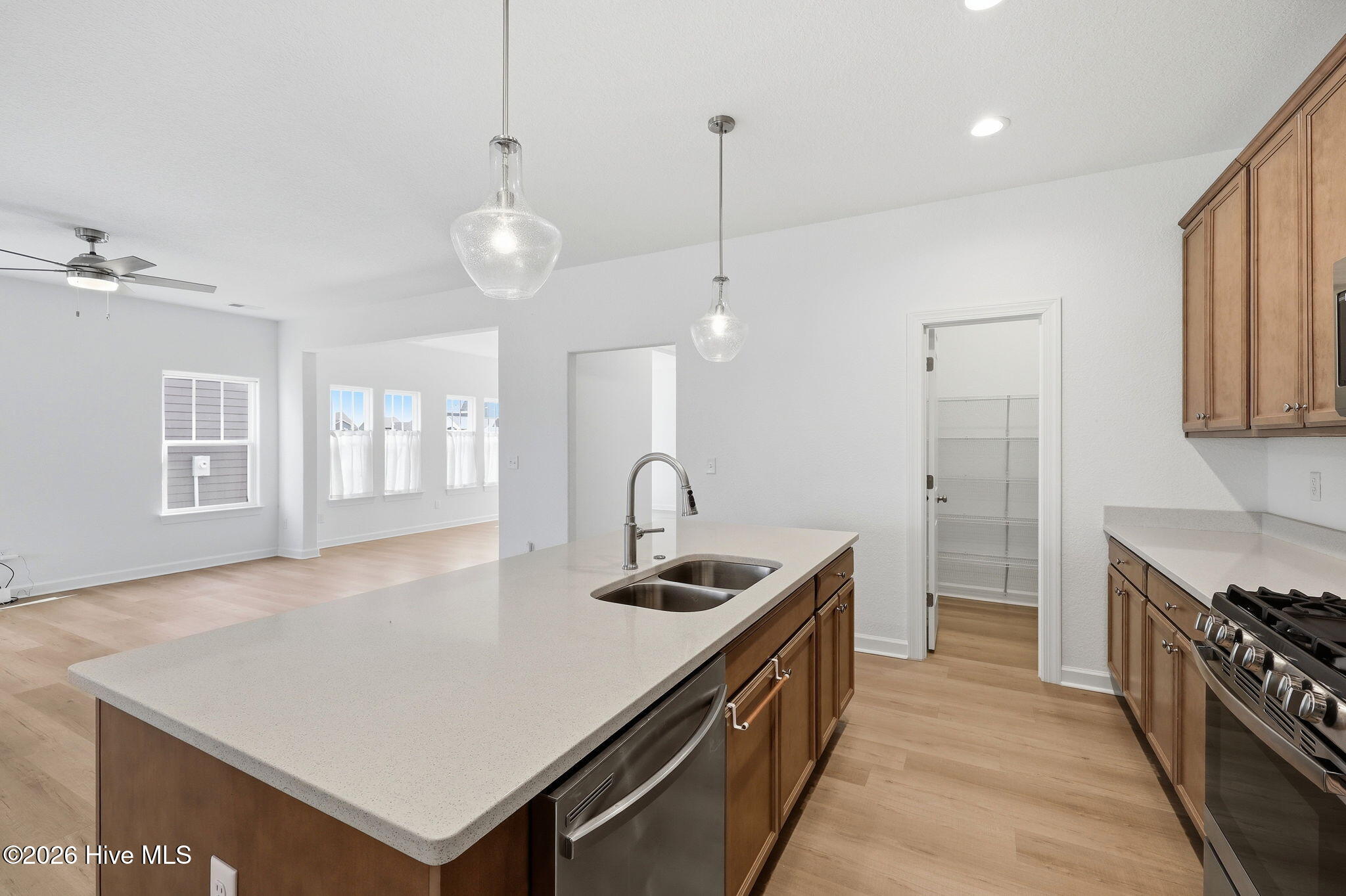 208 Ryker Road E Property Photo 15