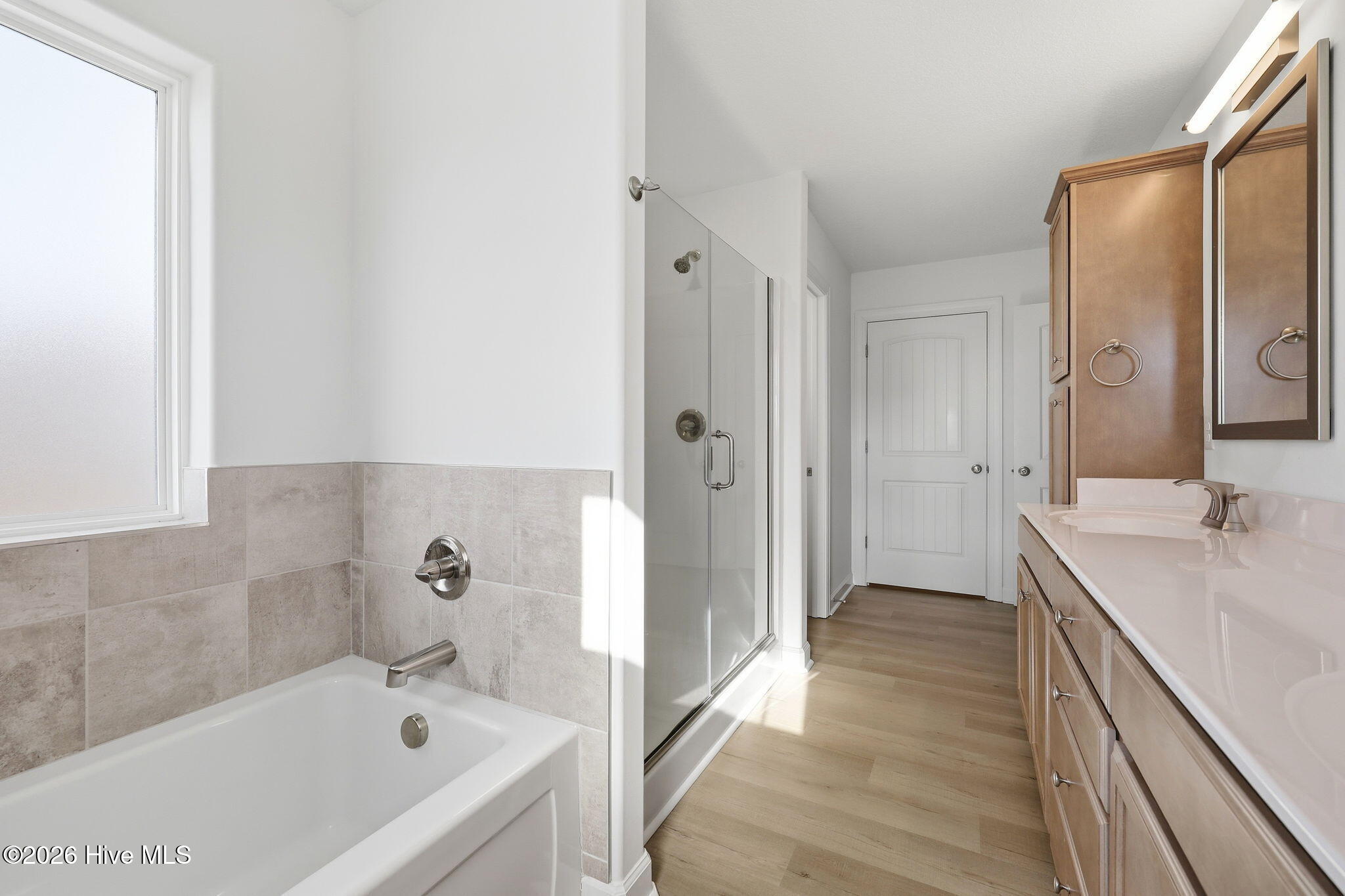 208 Ryker Road E Property Photo 34