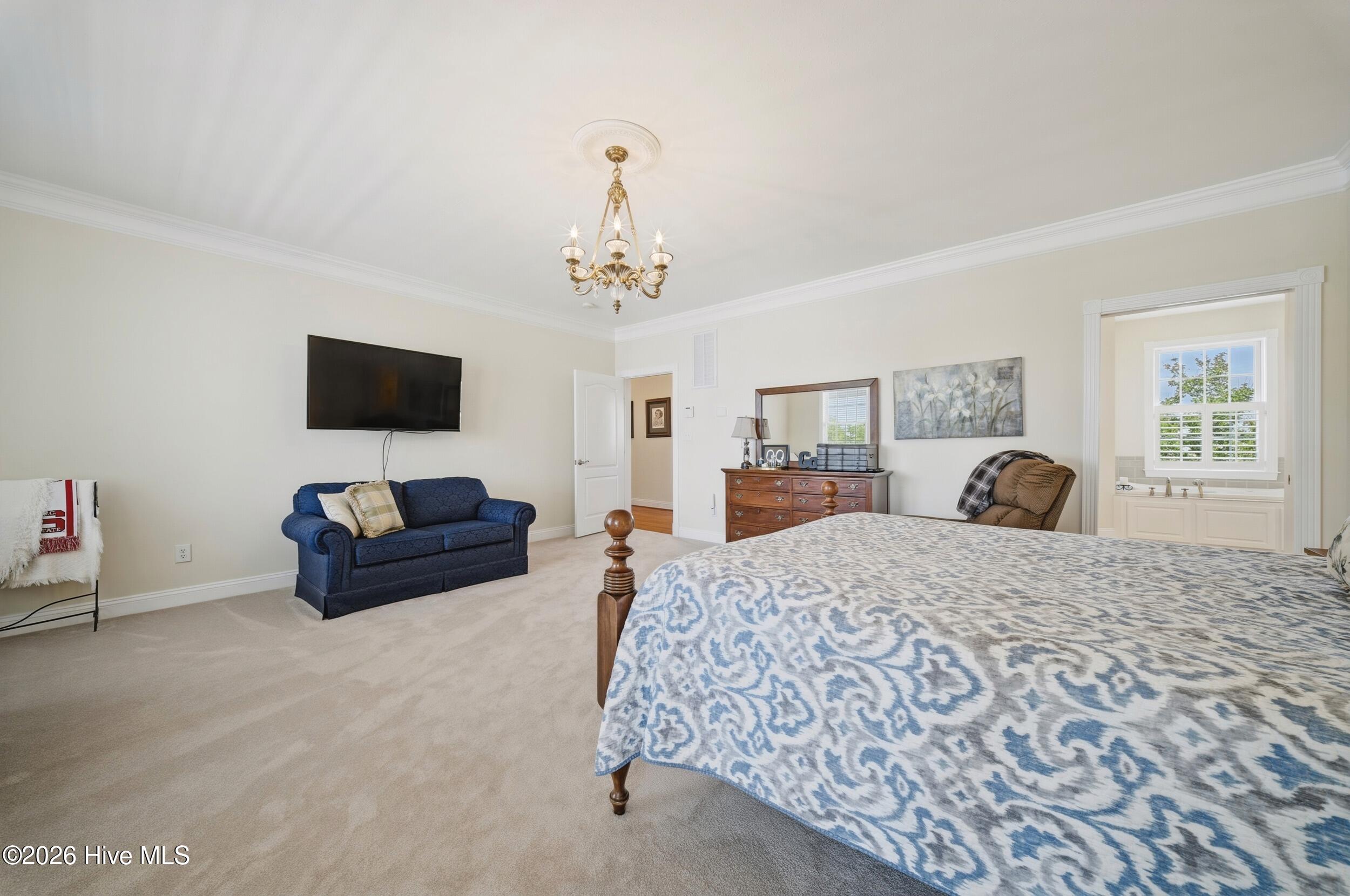 124 Queensview Court Property Photo 21