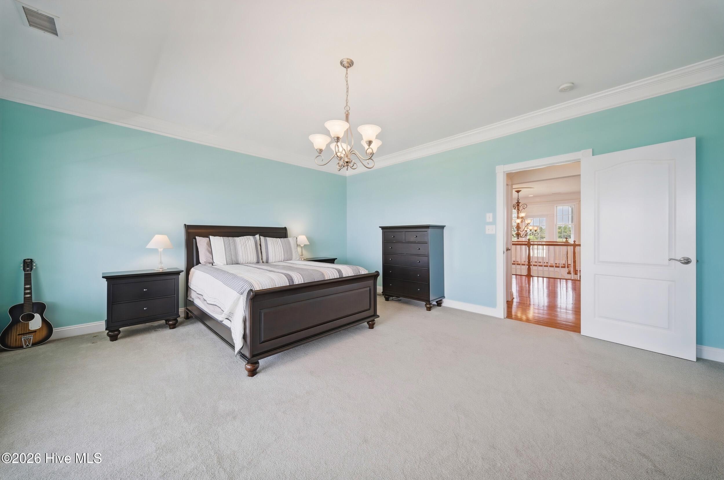 124 Queensview Court Property Photo 29