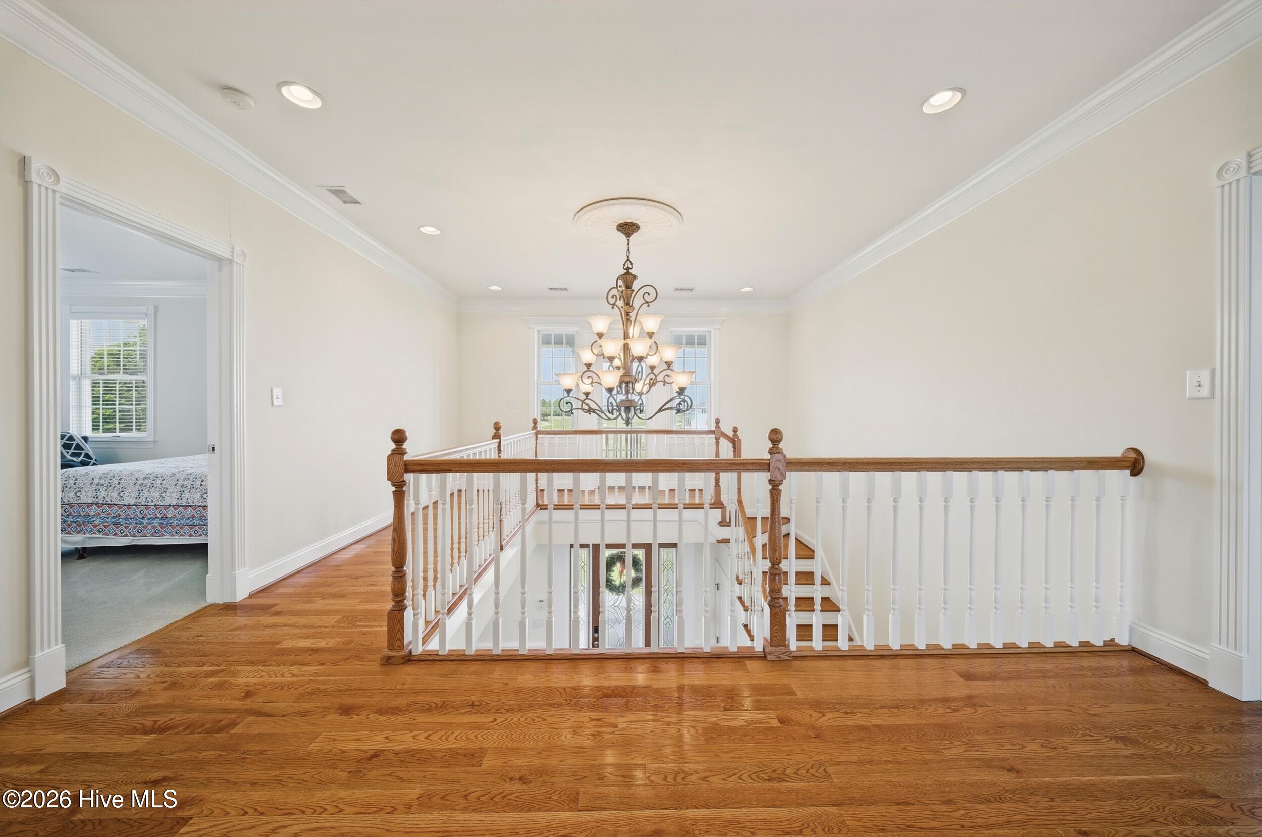 124 Queensview Court Property Photo 35