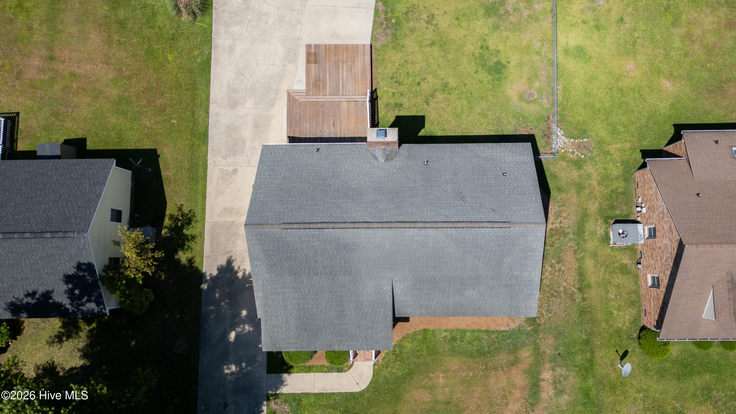 1124 Beechwood Drive Property Photo 5