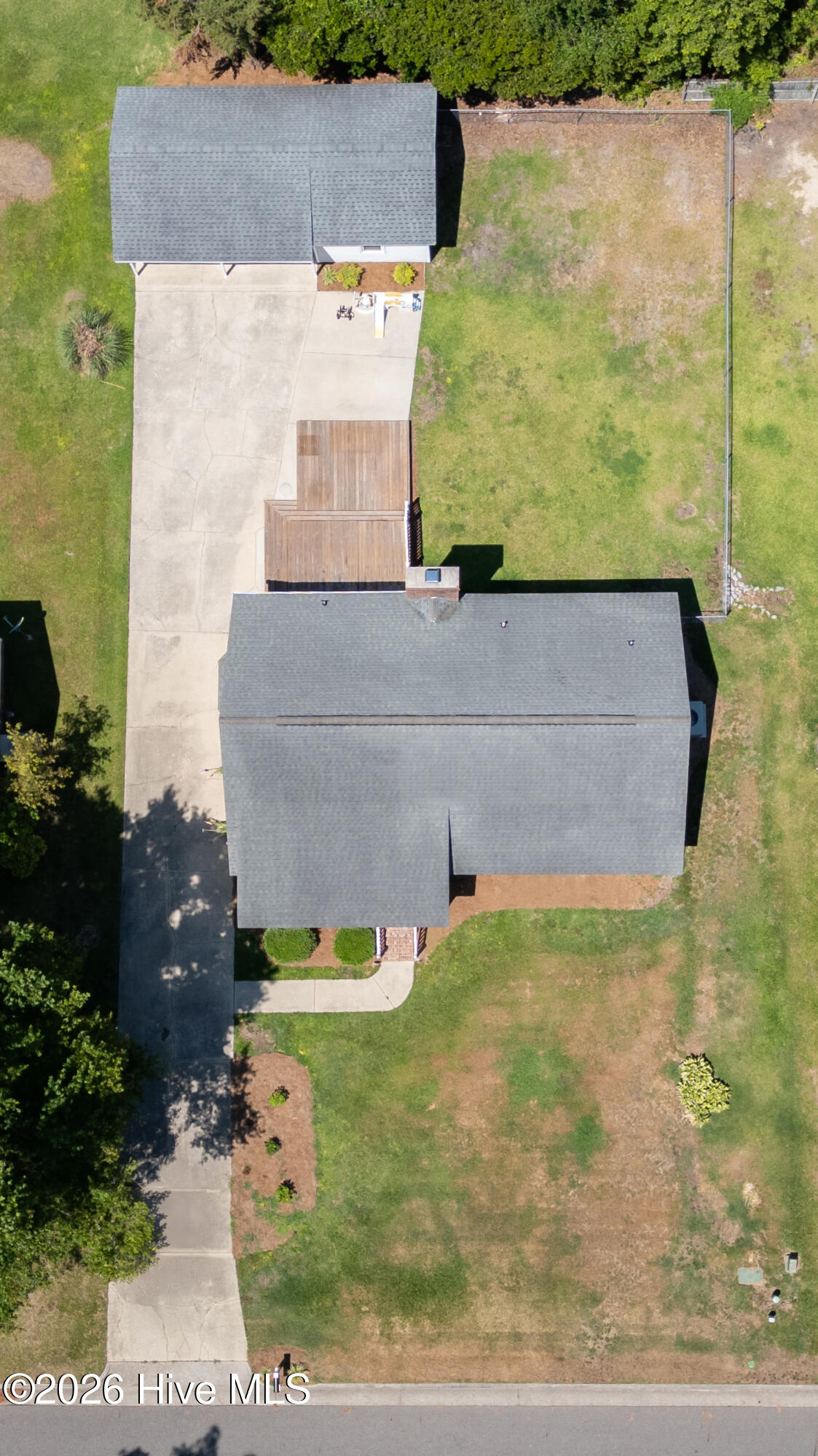 1124 Beechwood Drive Property Photo 6
