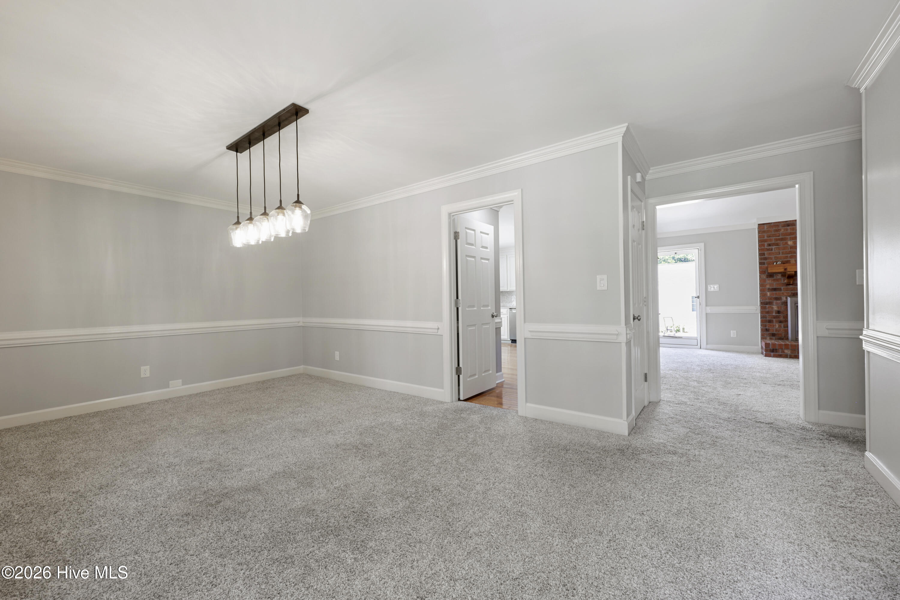 1124 Beechwood Drive Property Photo 8