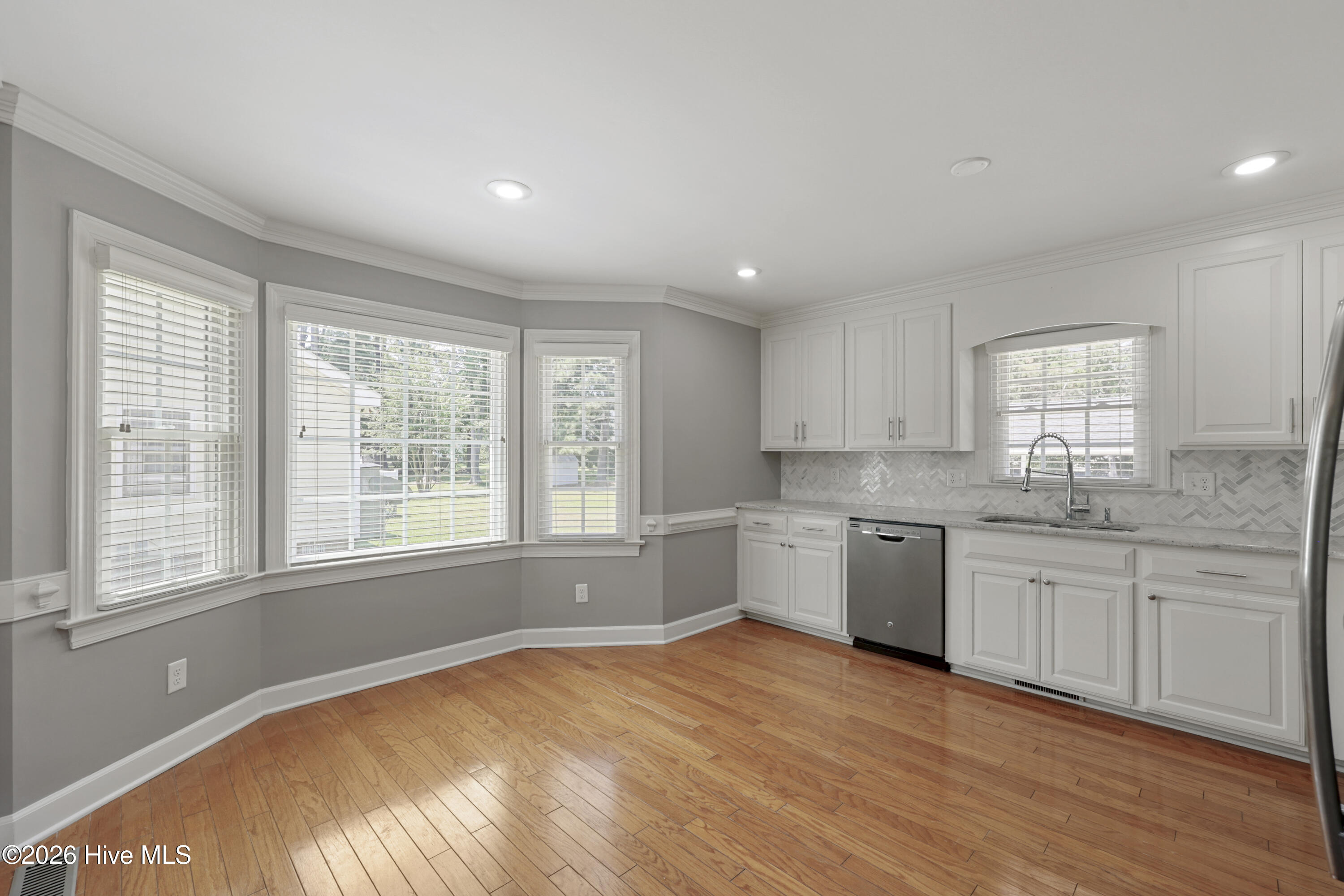 1124 Beechwood Drive Property Photo 11