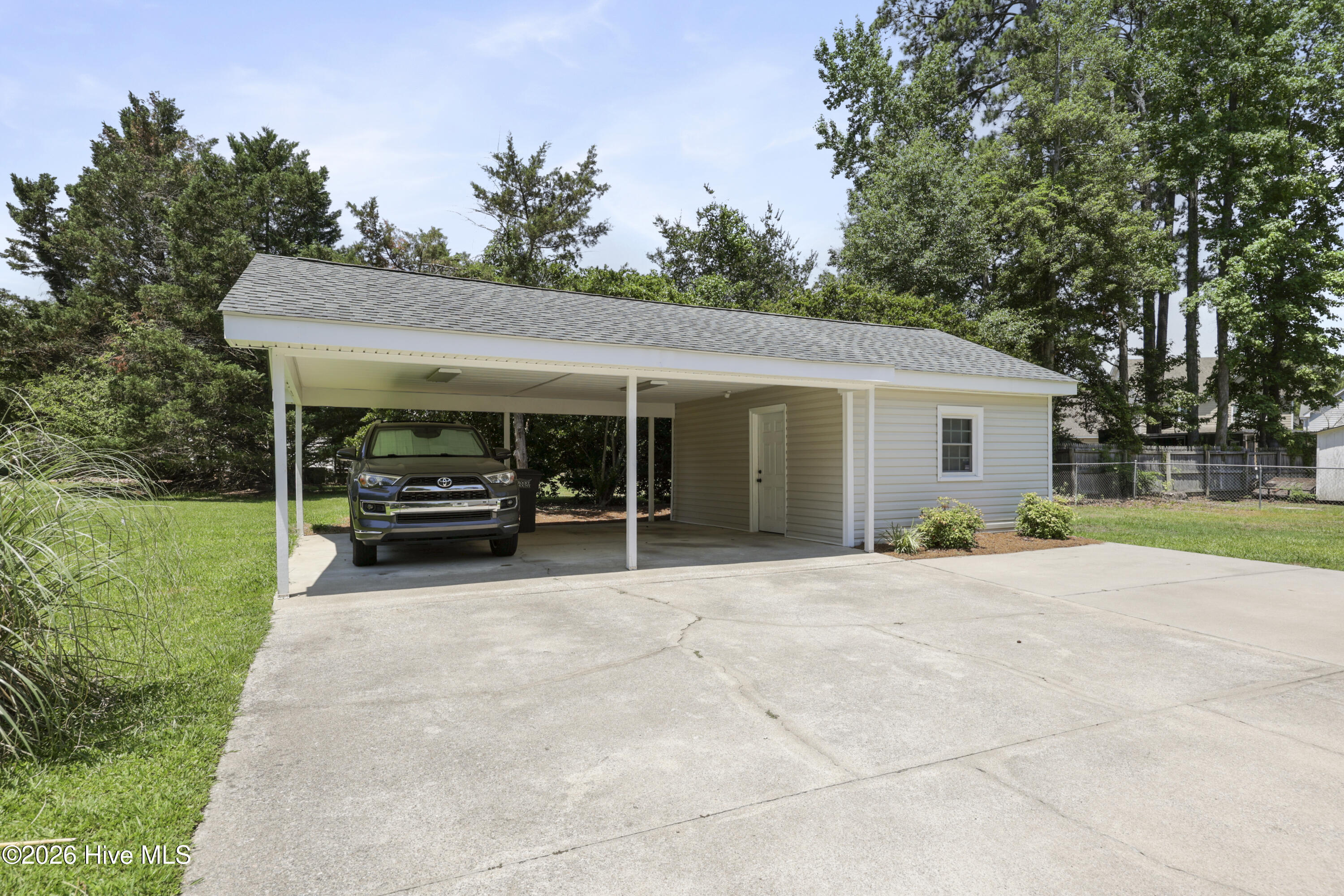1124 Beechwood Drive Property Photo 38