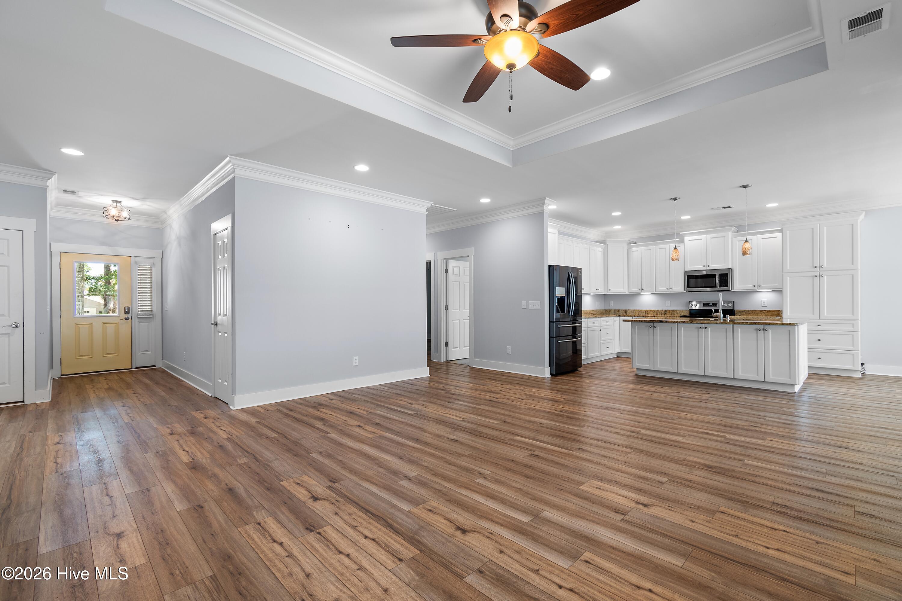 444 Lake Shore Drive Property Photo 8