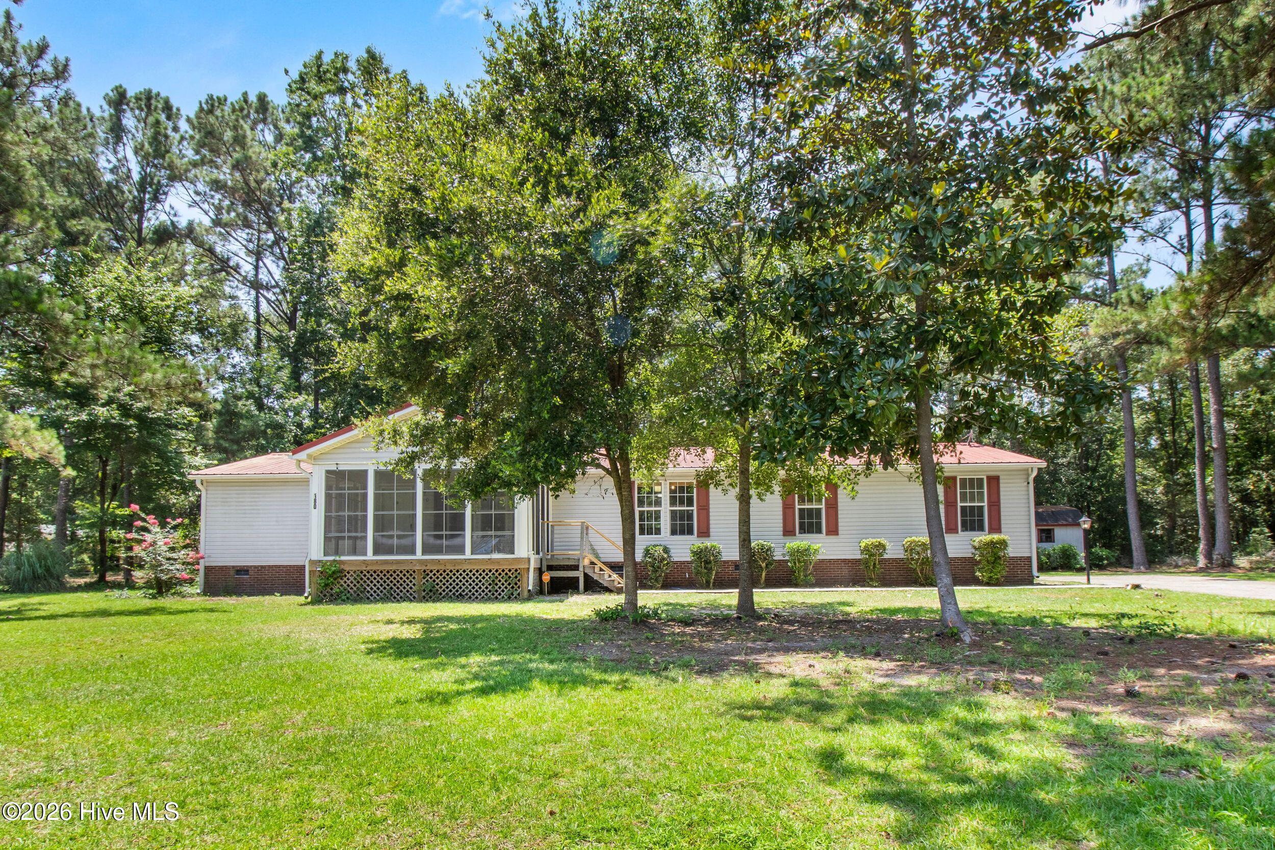 180 Quails Cove Property Photo 2