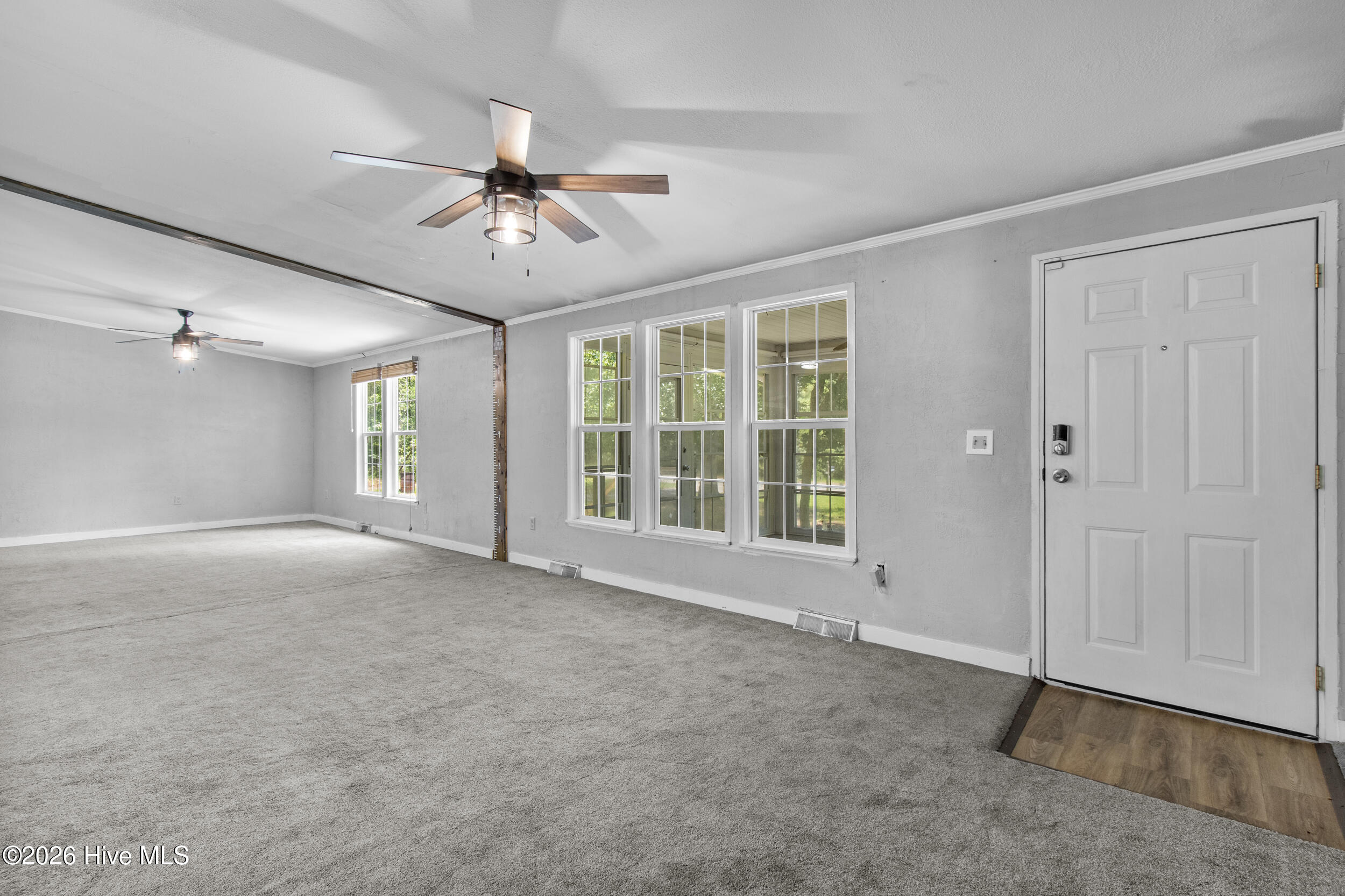 180 Quails Cove Property Photo 9