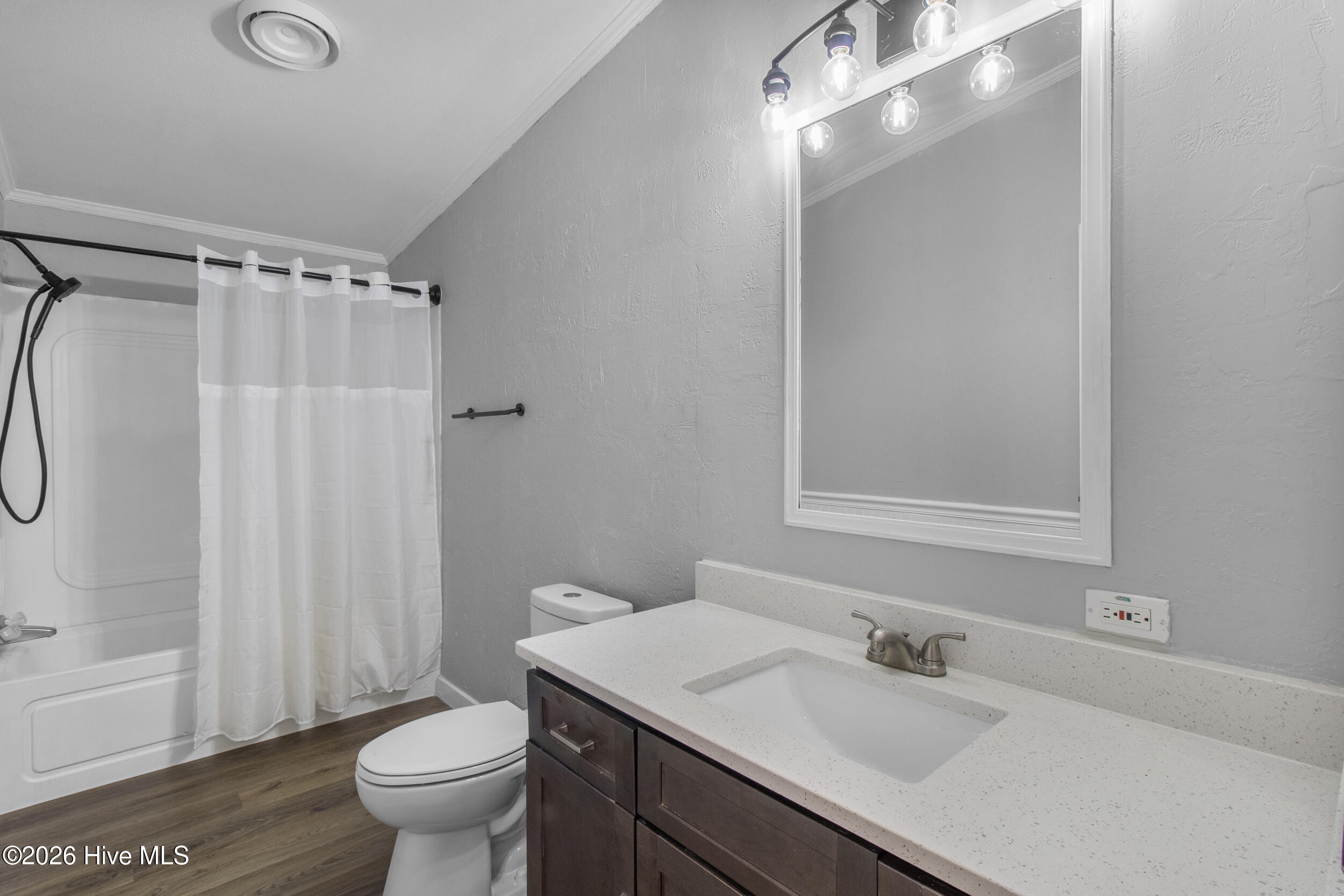 180 Quails Cove Property Photo 23