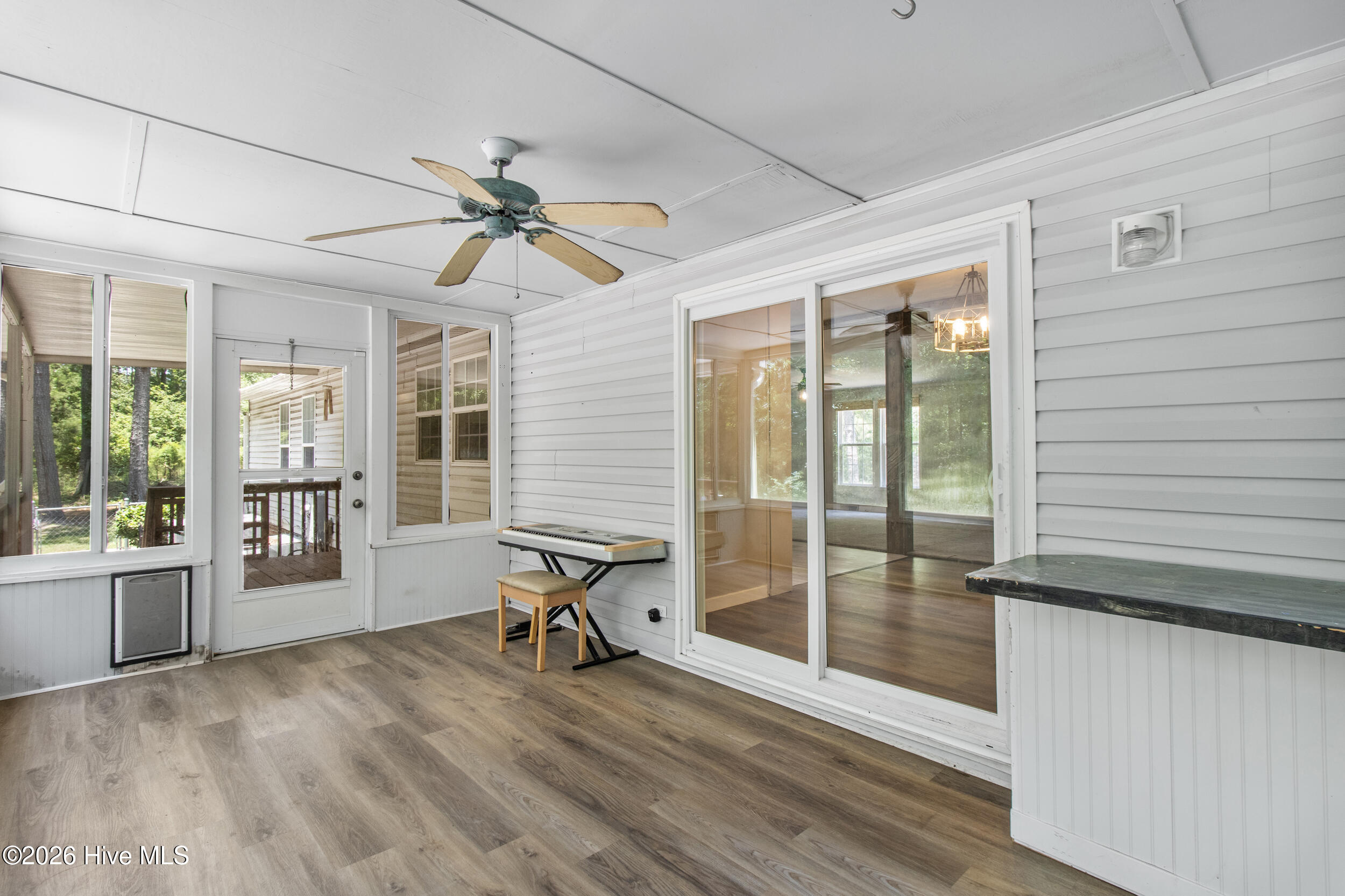 180 Quails Cove Property Photo 37