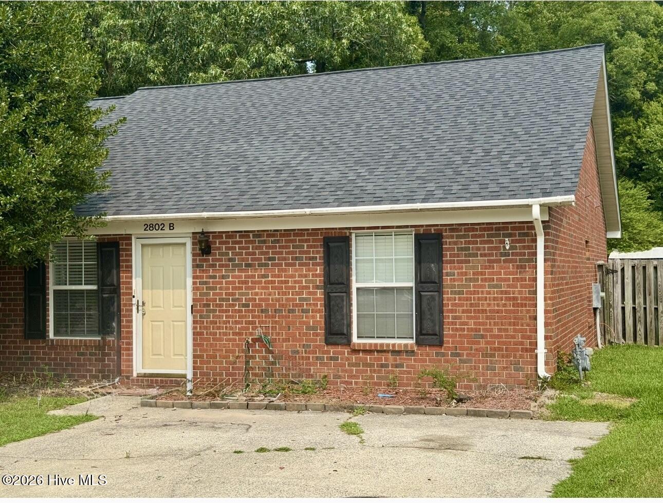 2802 Richard Drive B Property Photo 1
