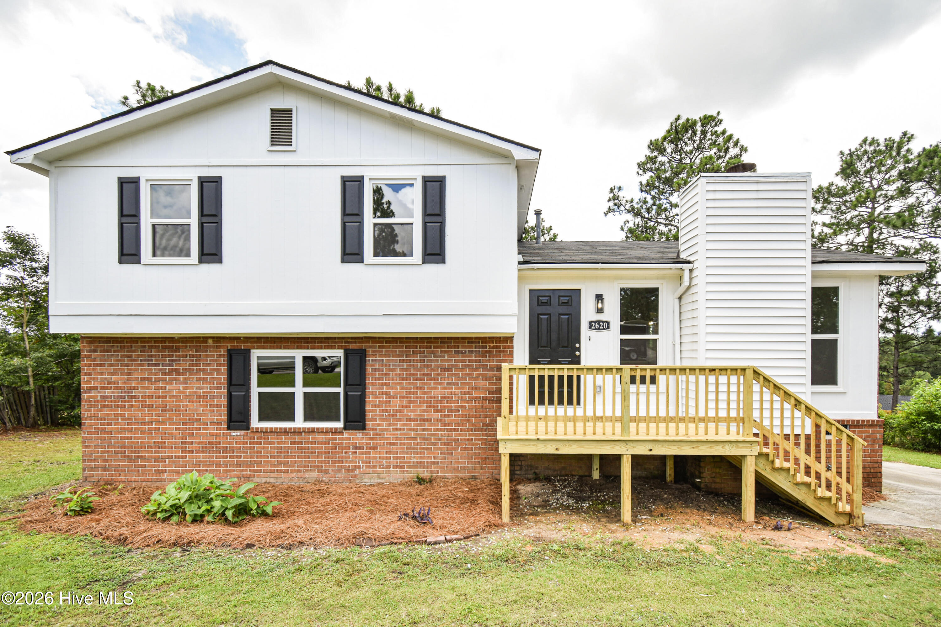2620 Claymont Road Property Photo 1