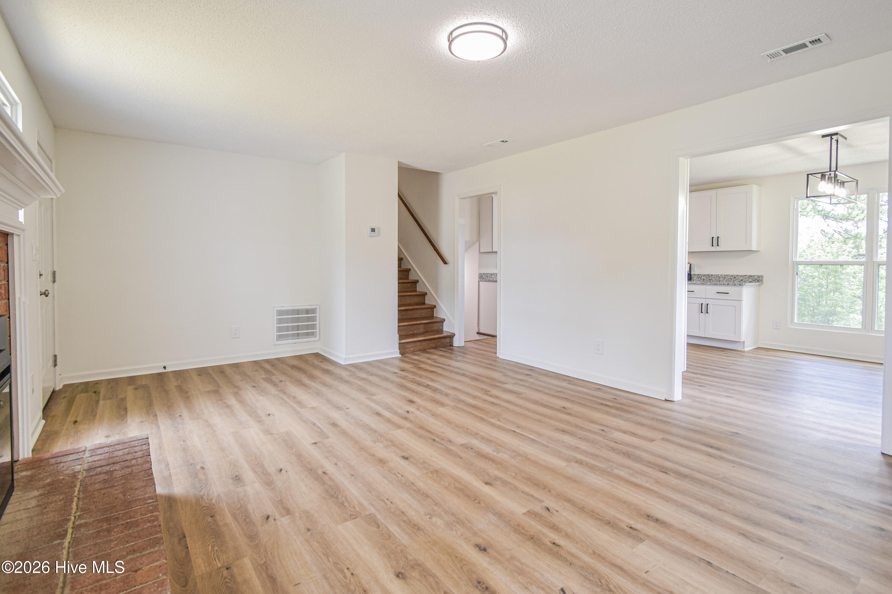 2620 Claymont Road Property Photo 2