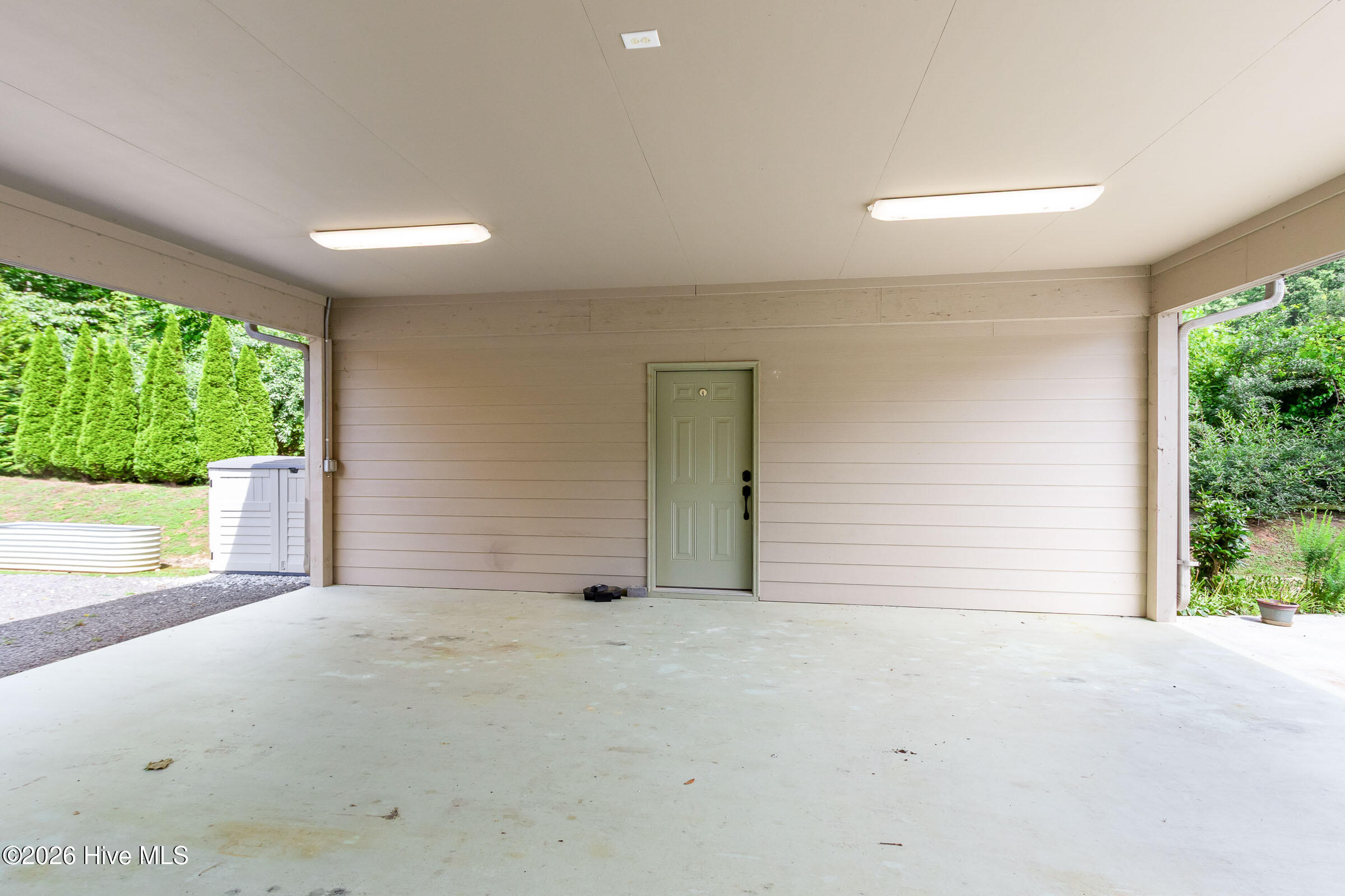 668 Little Ranger Road Property Photo 8