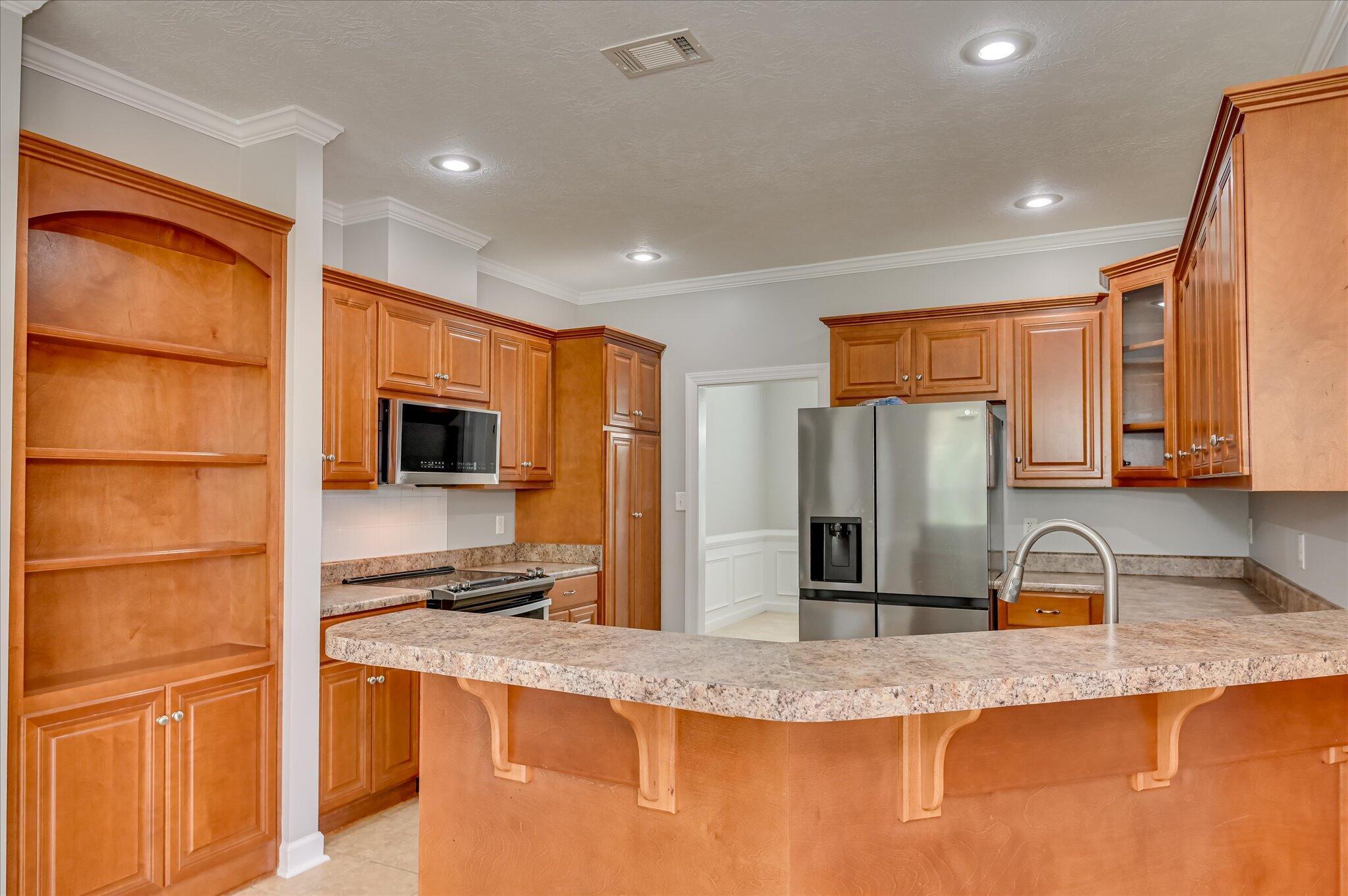 158 Kenilworth Drive Property Photo 13