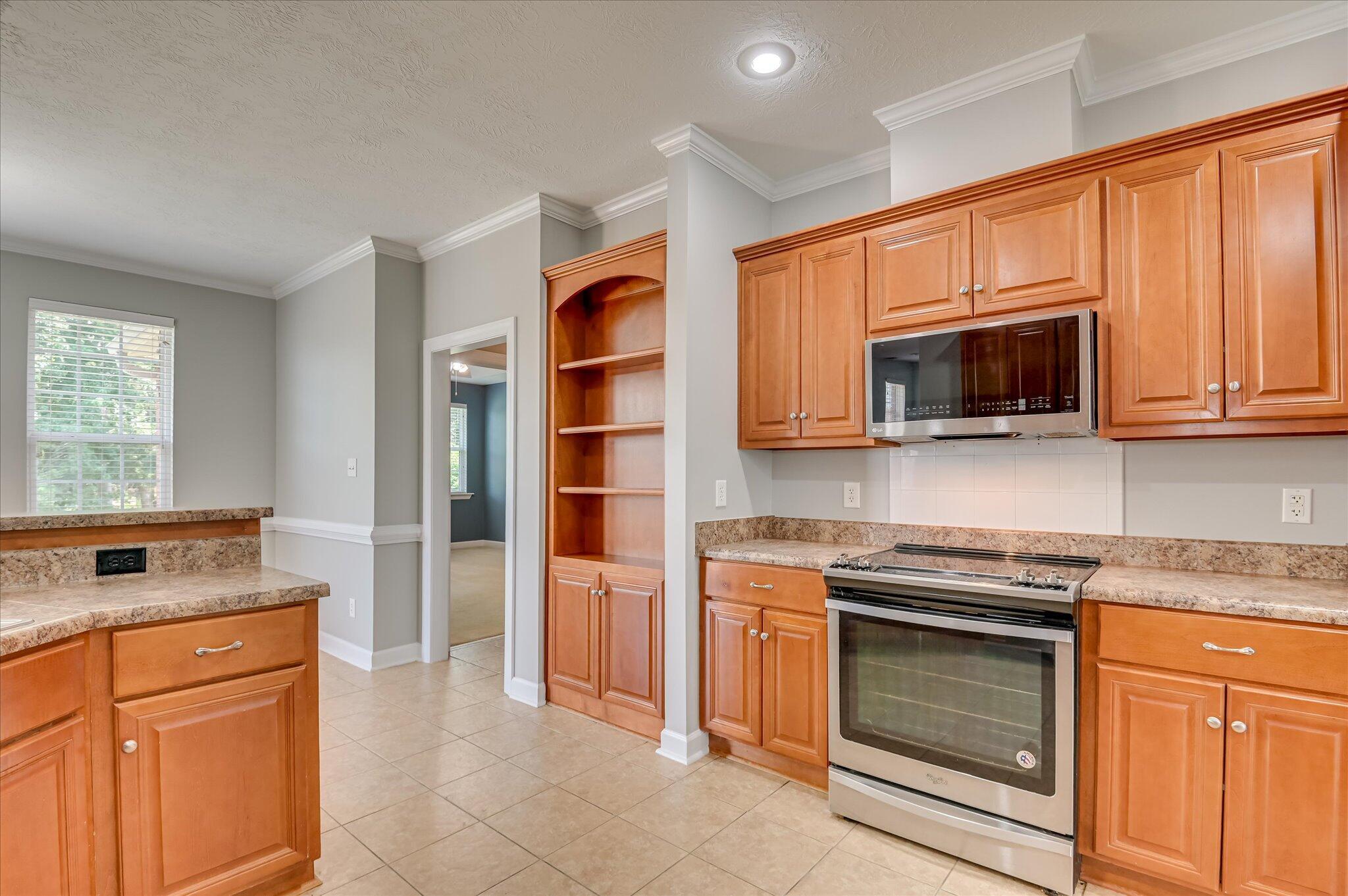 158 Kenilworth Drive Property Photo 18