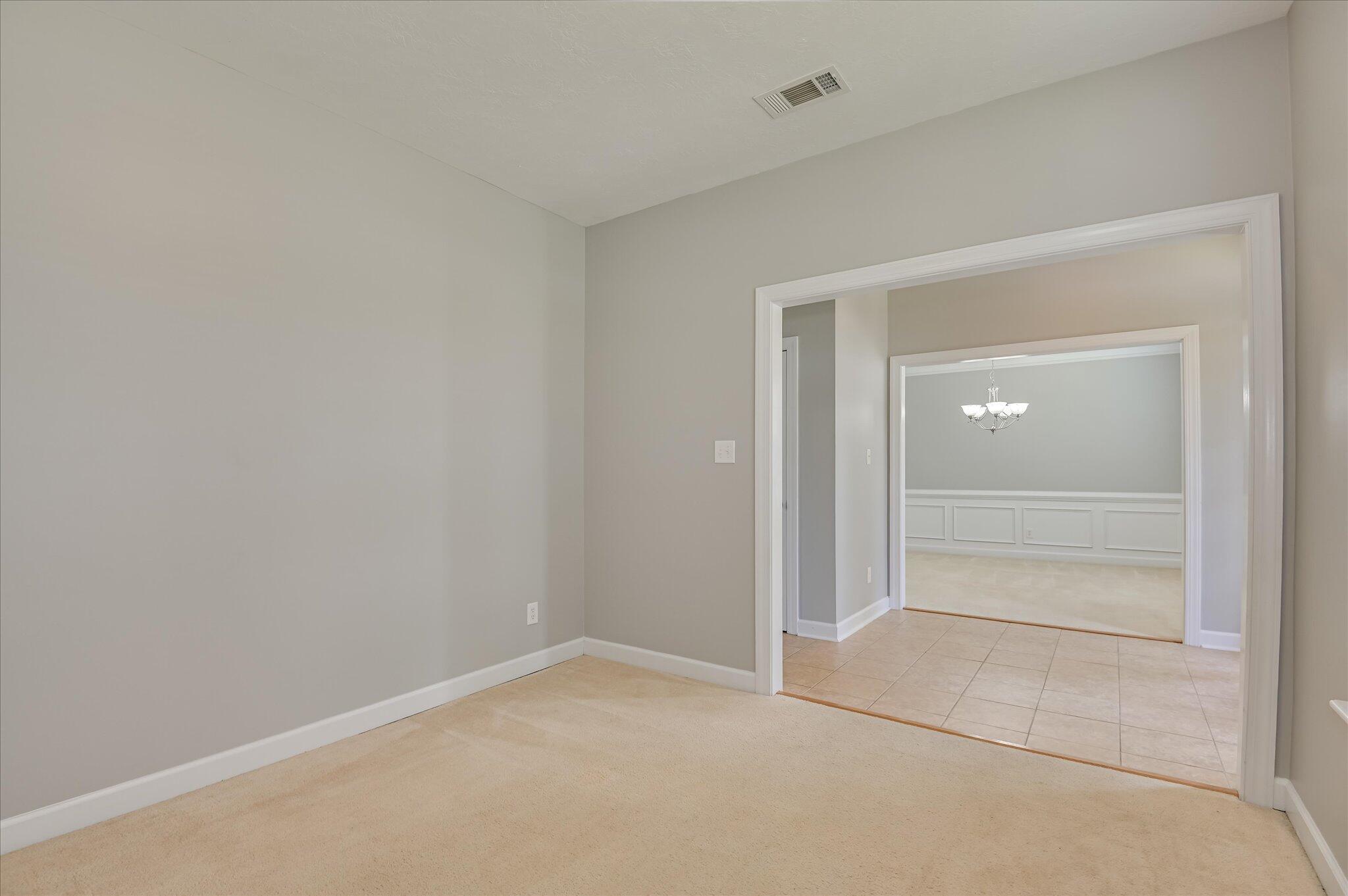 158 Kenilworth Drive Property Photo 23