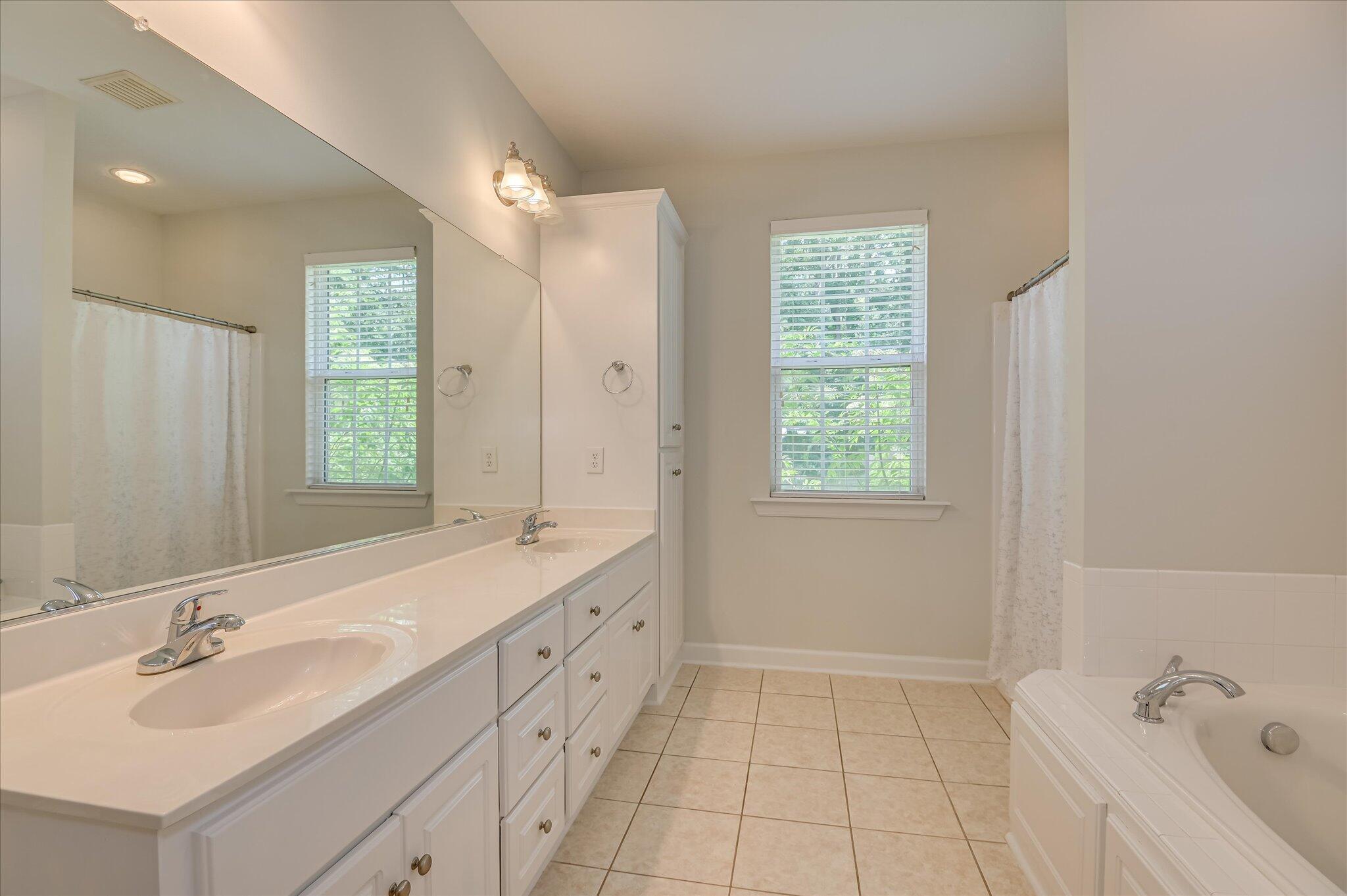 158 Kenilworth Drive Property Photo 26