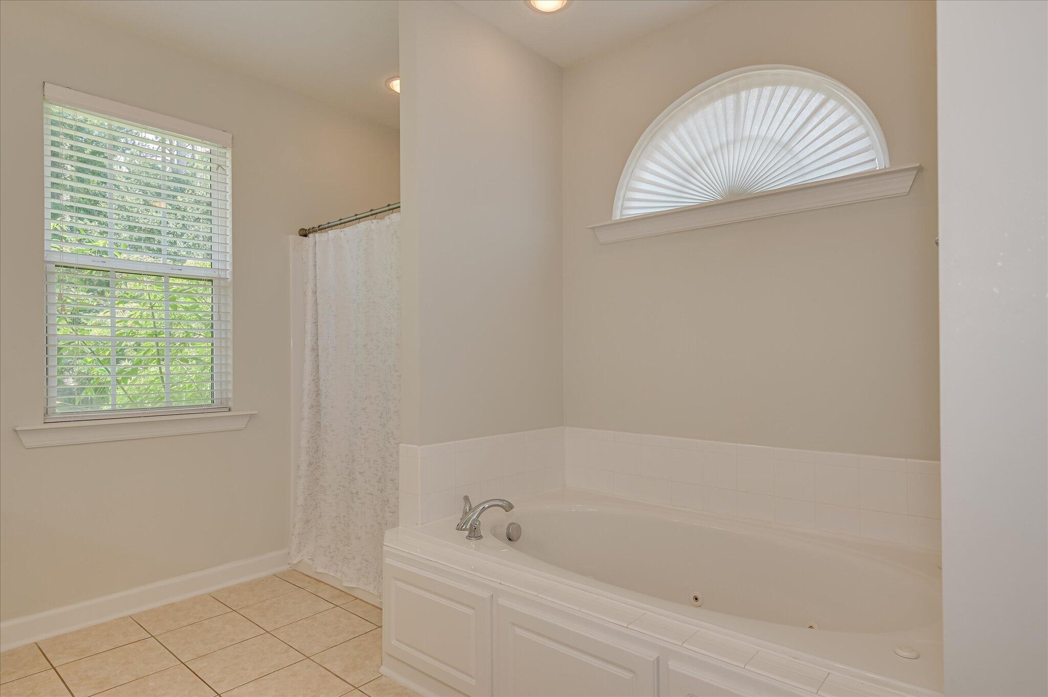158 Kenilworth Drive Property Photo 28