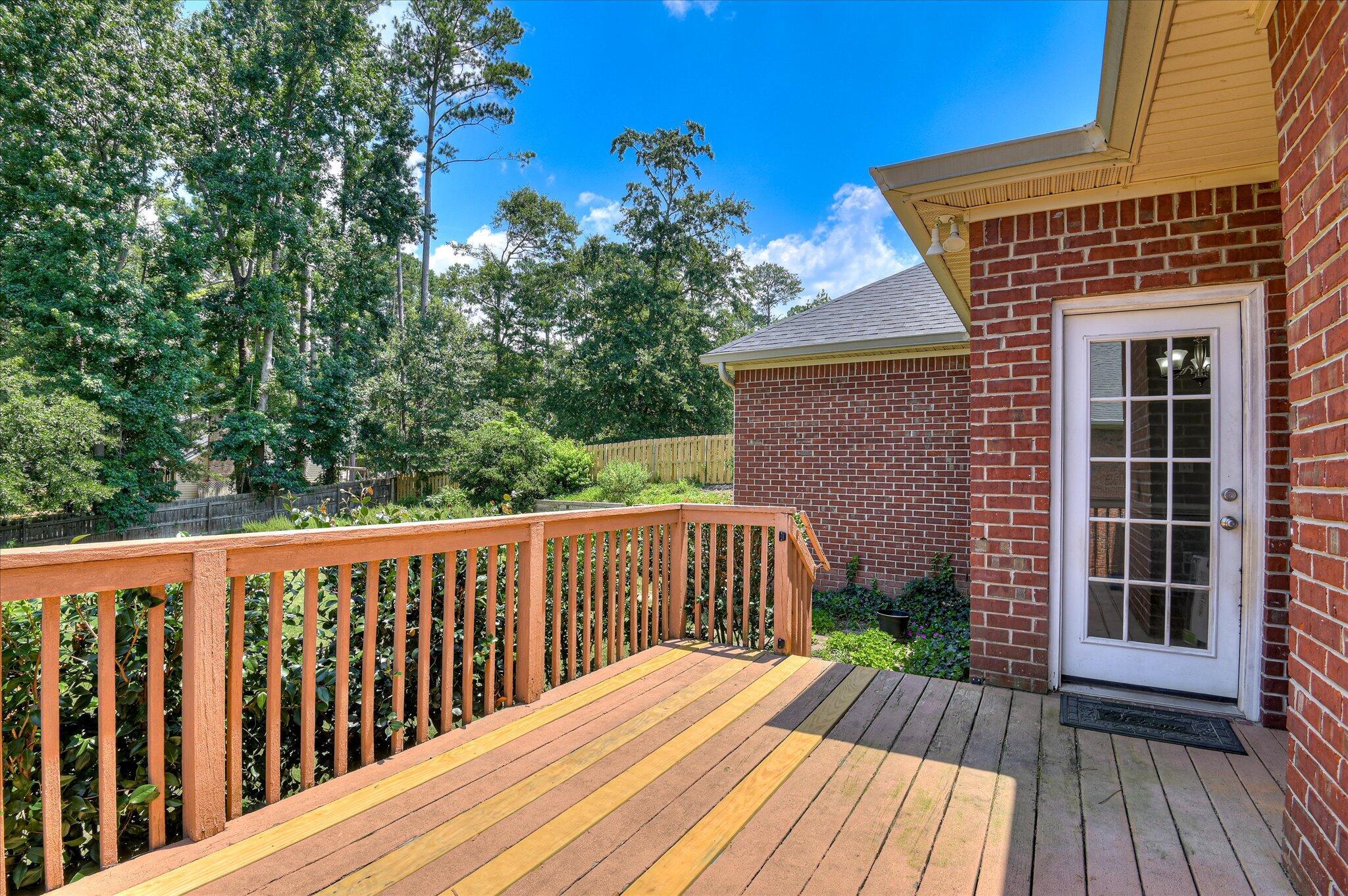 158 Kenilworth Drive Property Photo 46