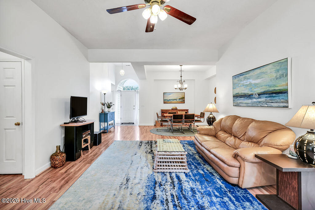 3032 Weatherby Court Property Photo 10
