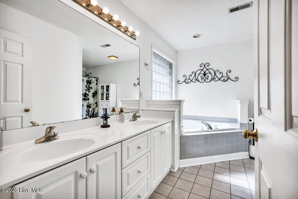 3032 Weatherby Court Property Photo 21