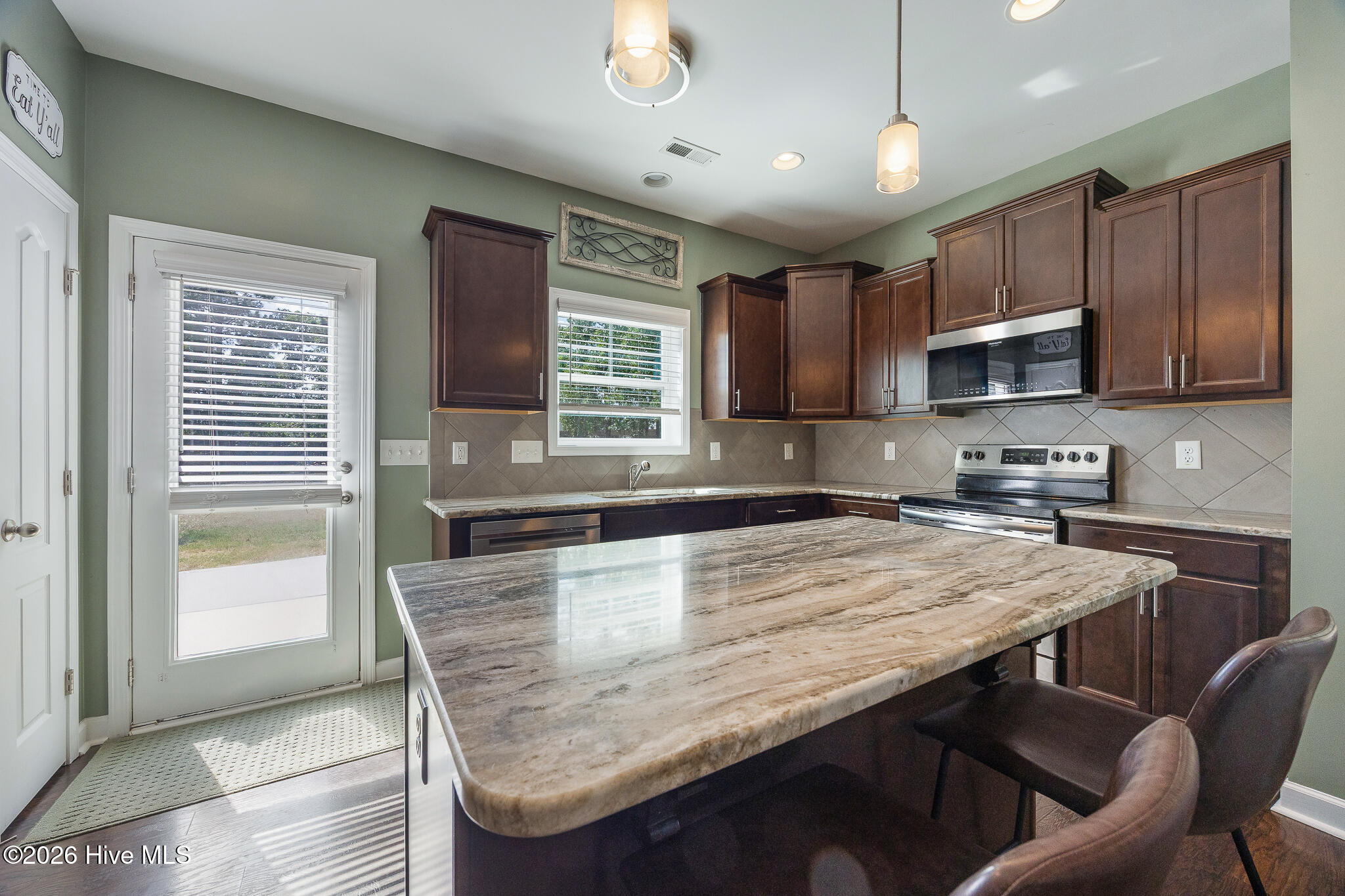 4150 Irwin Drive Property Photo 10