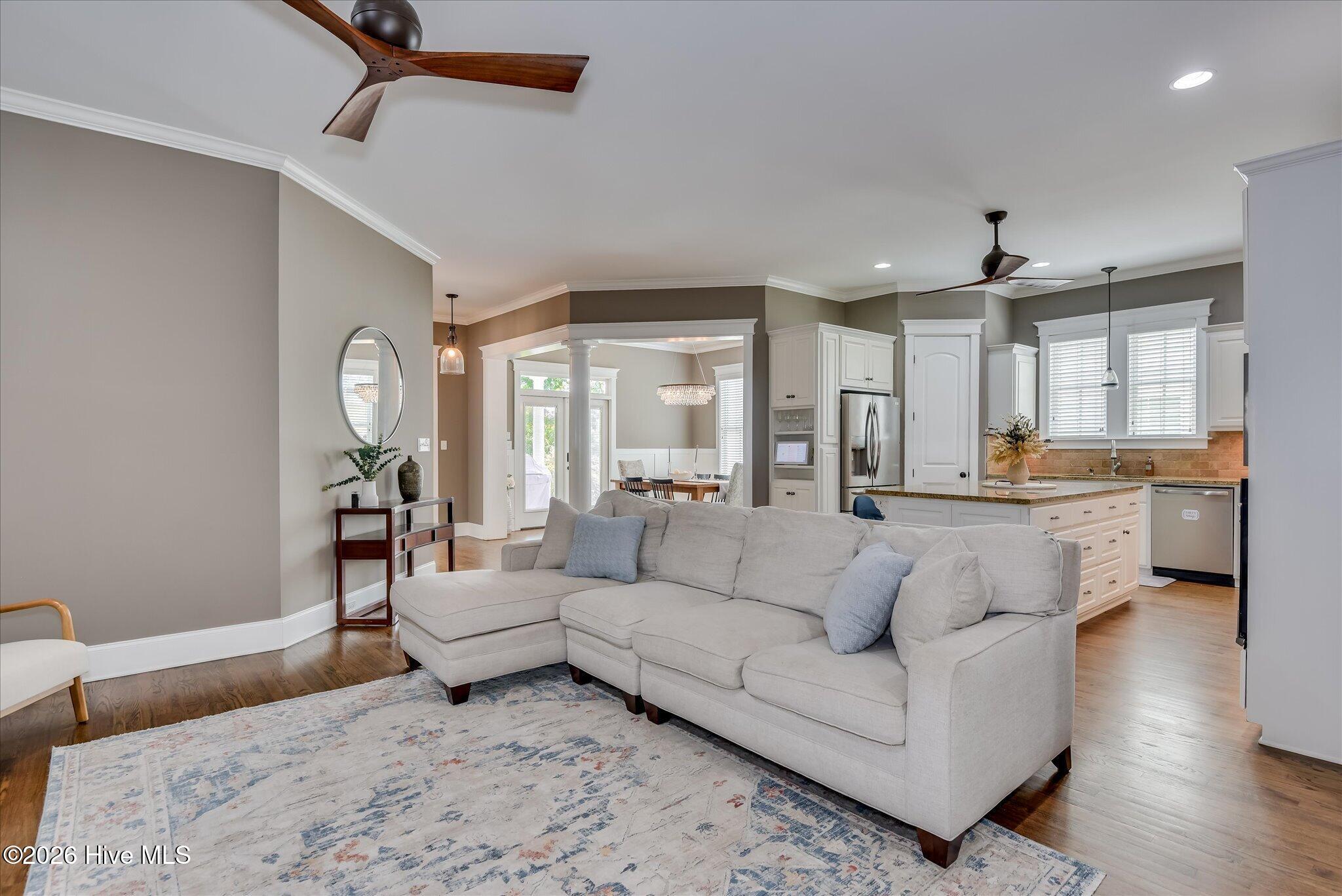624 Cavanaugh Way Property Photo 8